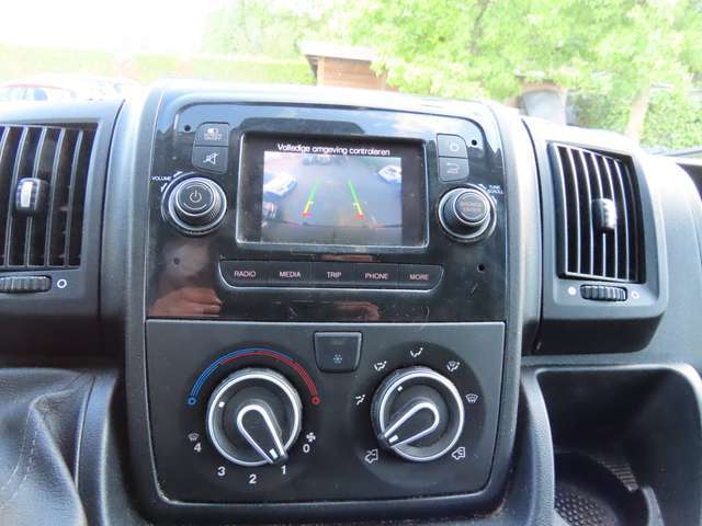 Peugeot Boxer 2.0 BlueHDi L2H2 Premium Pack S/S