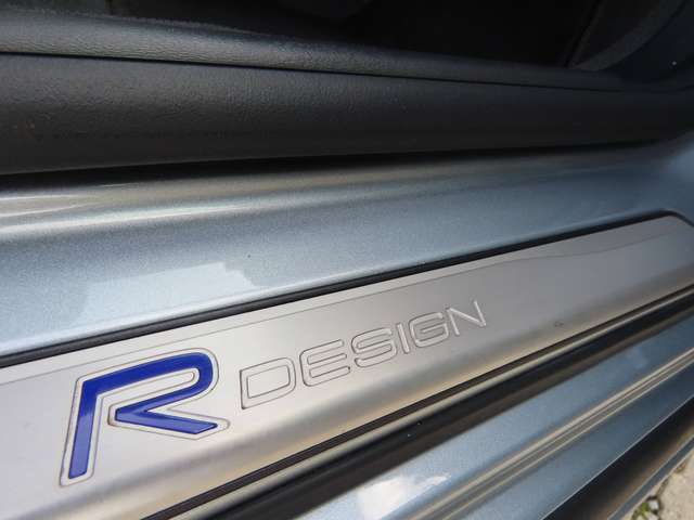 Volvo S60 S60 2.0 D2 Momentum R-Design