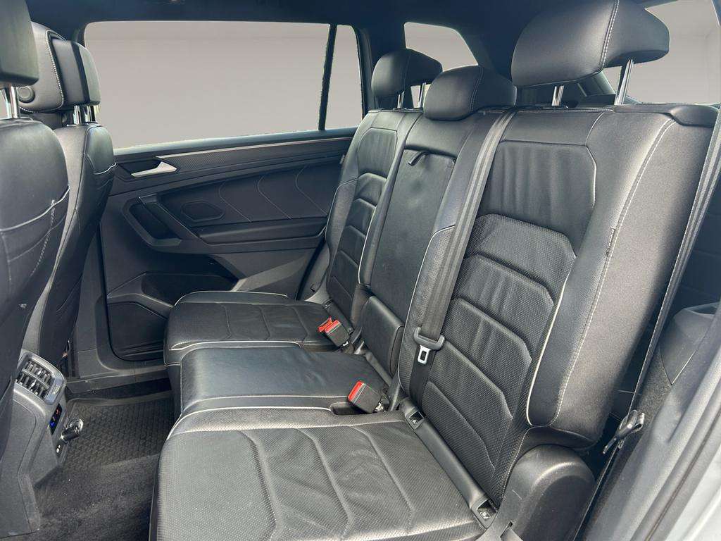 Volkswagen Tiguan Allspace R-Line Business Premium 2.0 TDI SCR 110 kW (150 ch) 7 vitesses DSG