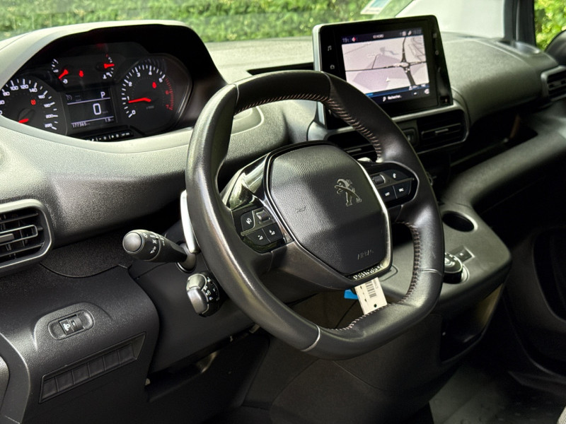 Peugeot PARTNER HDI 130CH EAT8 PACK PREMIUM CONNECT * 2023 * 1ERE MAIN