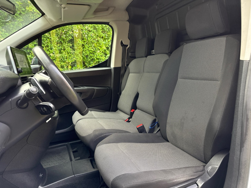Peugeot PARTNER HDI 130CH EAT8 PACK PREMIUM CONNECT * 2023 * 1ERE MAIN