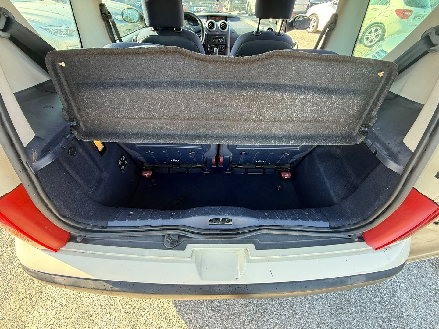 Peugeot 1007 1.4 TRENDY