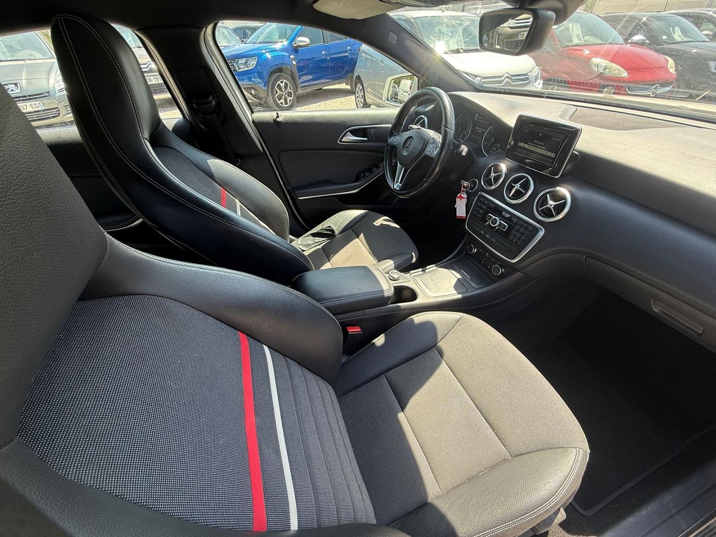Mercedes-Benz CLASSE B 180 122CH SENSATION 7G-DCT