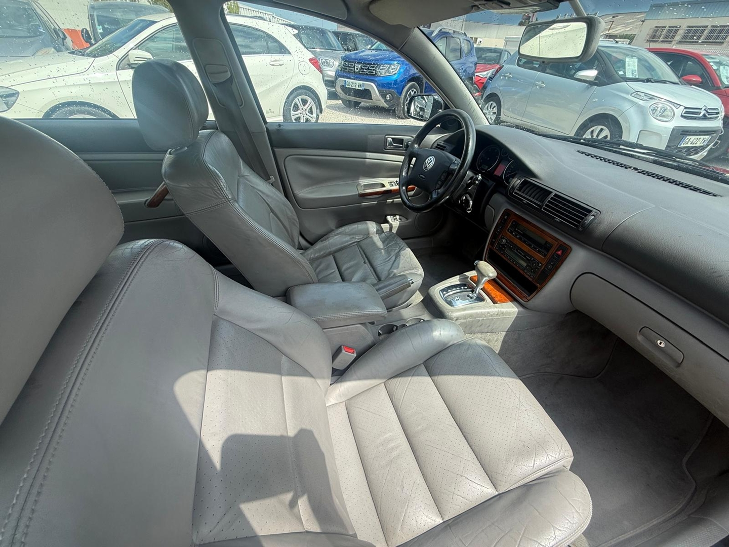 Volkswagen PASSAT 1.9 TDI 130CH CARAT TIPTRONIC
