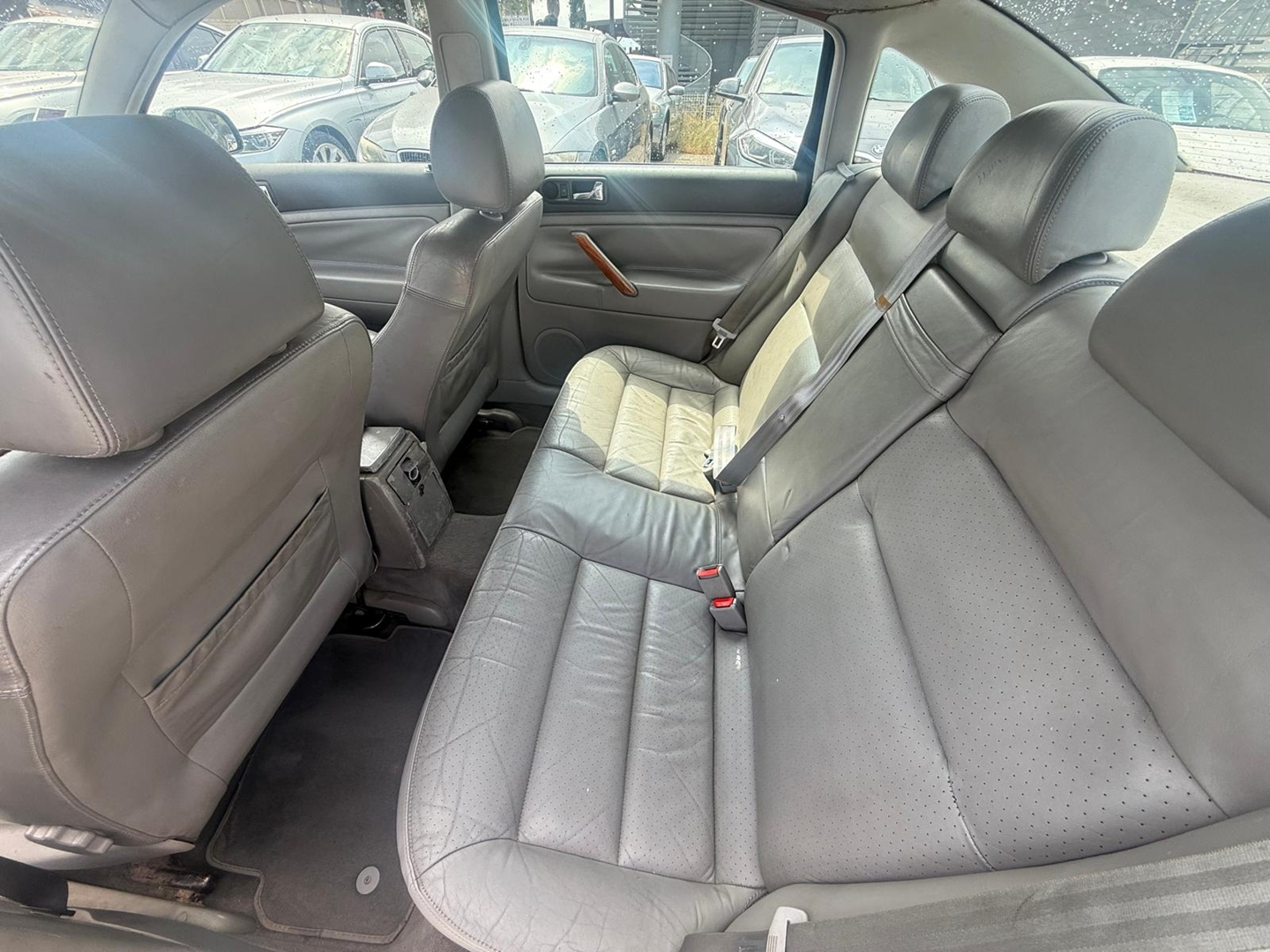 Volkswagen PASSAT 1.9 TDI 130CH CARAT TIPTRONIC