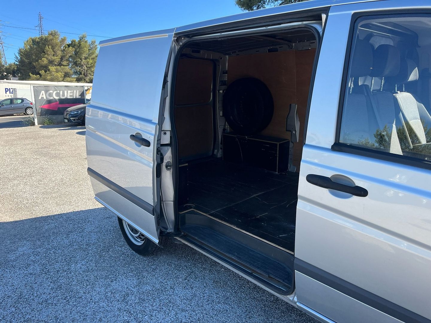 Mercedes-Benz VITO FG 110 CDI COMPACT 2T8
