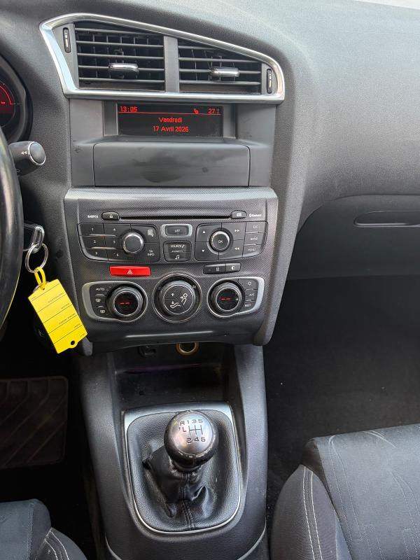 Citroen C4 1.6l HDI 169km Carnets D entretien Bluetooth Radar Régulateur USB AUX PAYEMENT EN 3Fois