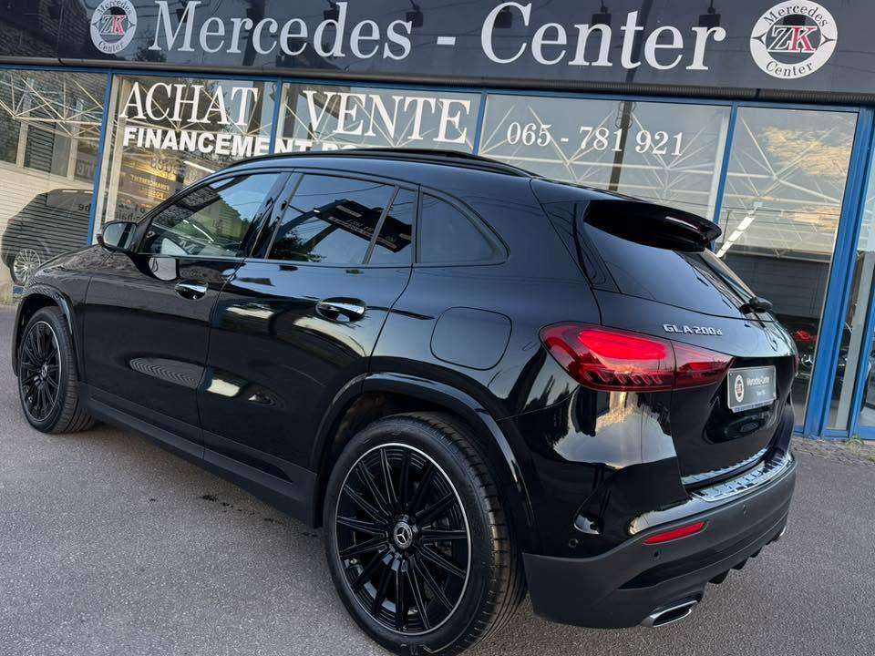 Mercedes-Benz GLA 200 D 8G-DCT * PACK AMG + NIGHT * PANORAMIQUE *