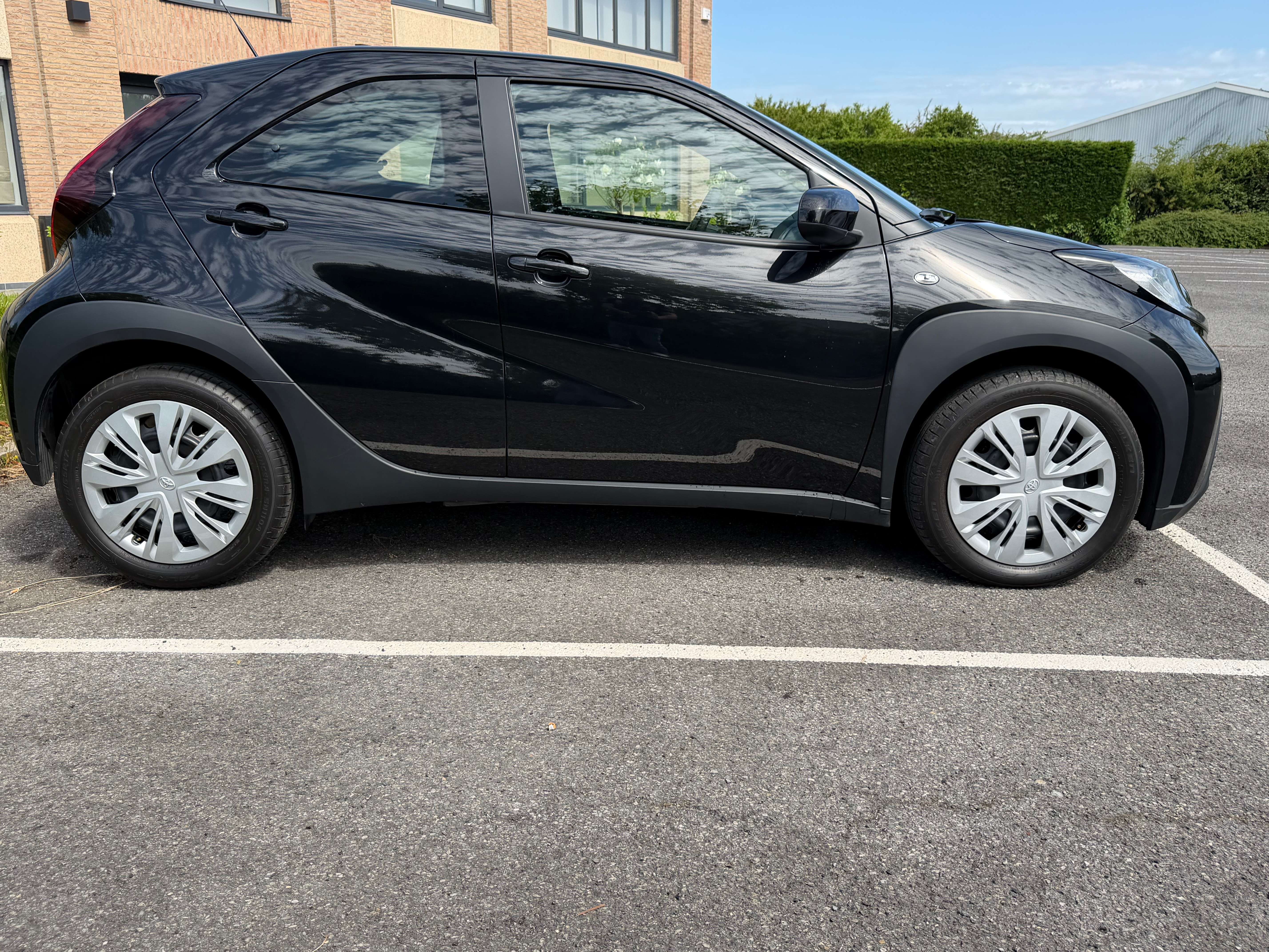 Toyota Aygo X 1.0 ESS/PLAY/ AUTOMATIQUE//3000KM//GARANTIE