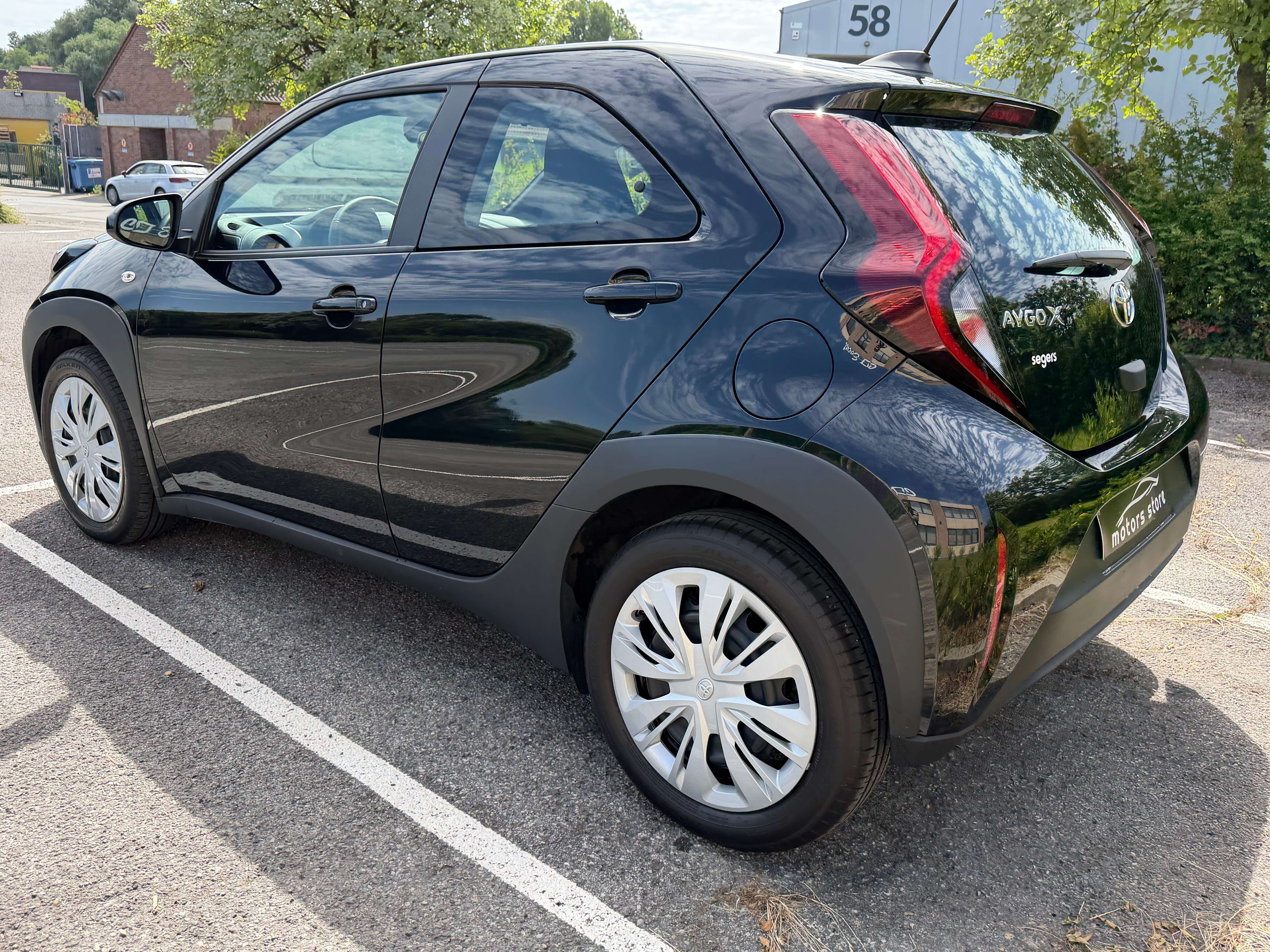 Toyota Aygo X 1.0 ESS/PLAY/ AUTOMATIQUE//3000KM//GARANTIE