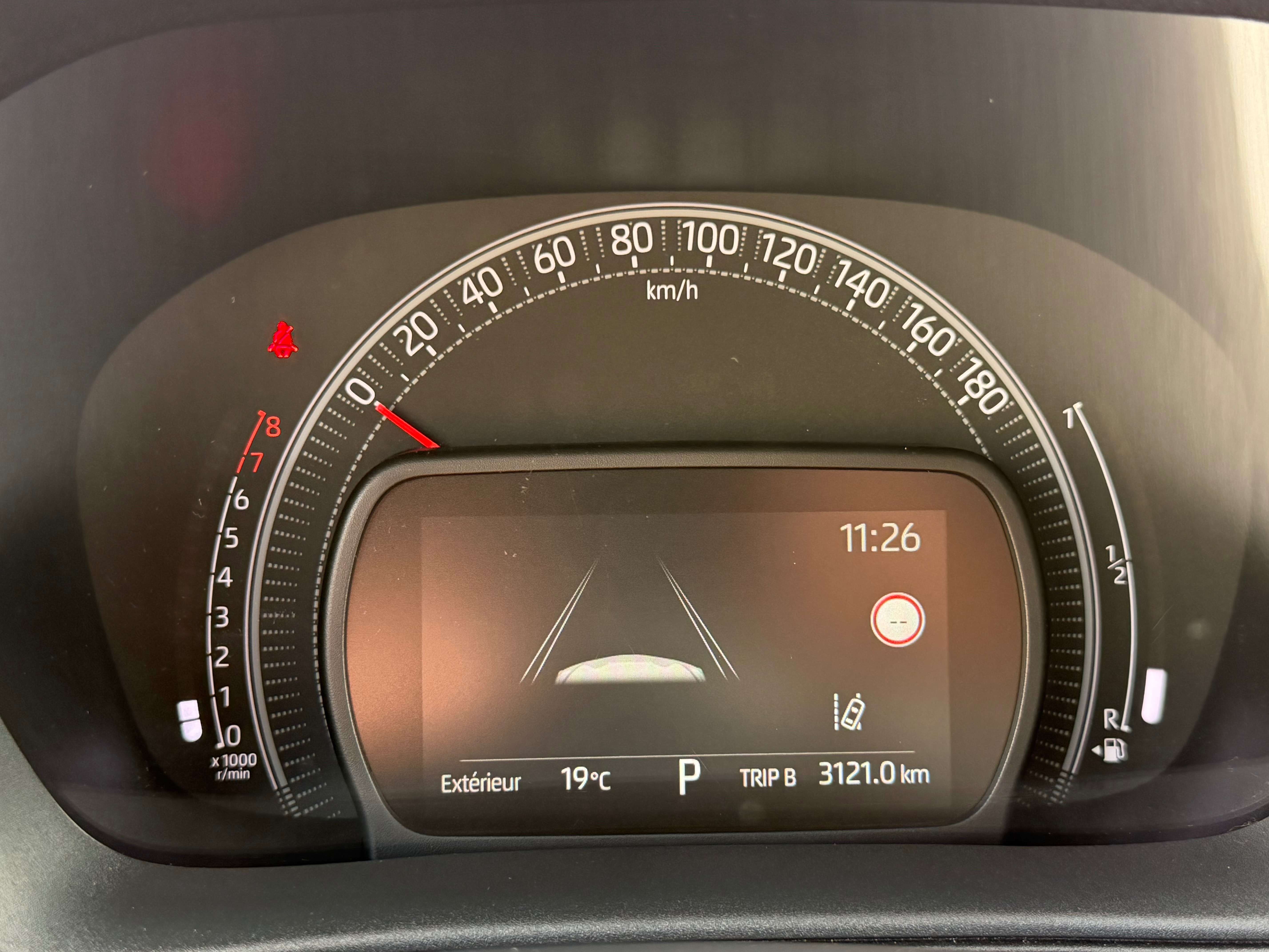 Toyota Aygo X 1.0 ESS/PLAY/ AUTOMATIQUE//3000KM//GARANTIE