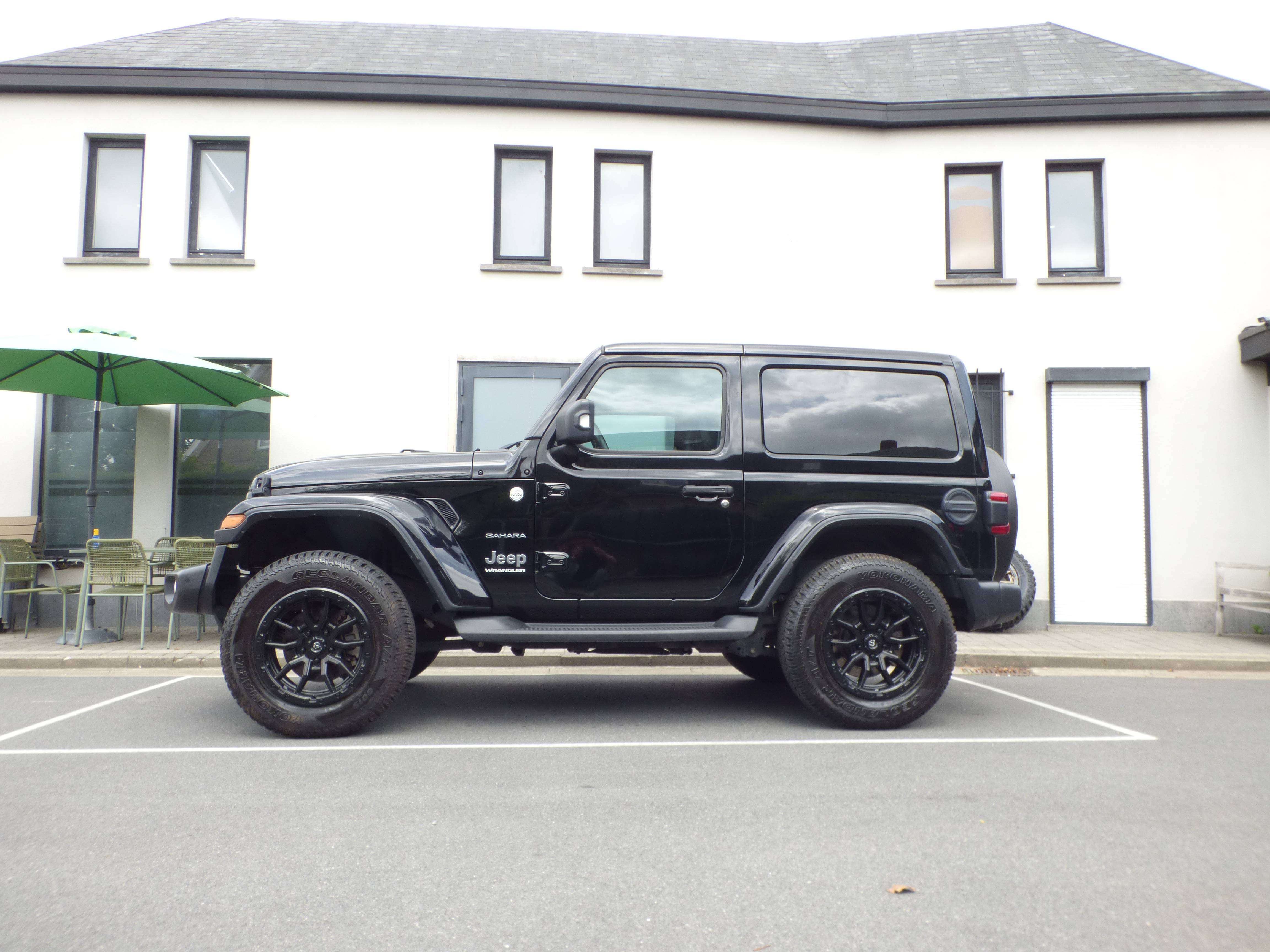 Jeep Wrangler Wrangler 2.0 Turbo Sahara  **54000km**