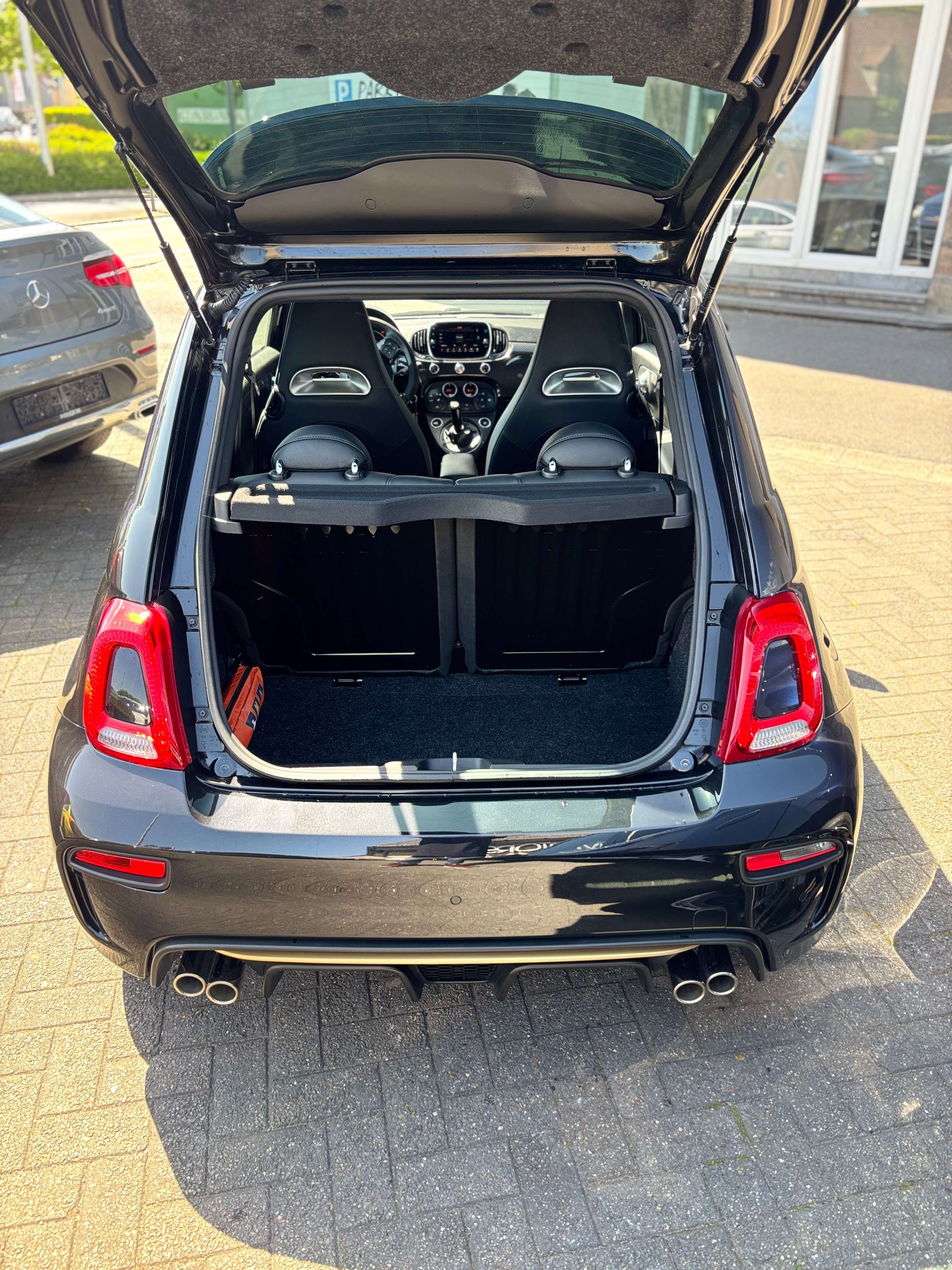 Fiat 500 Abarth 595 Competzione Carbon pack Monza exhaust Brake Upgrade Belgian Car Lot off extra's