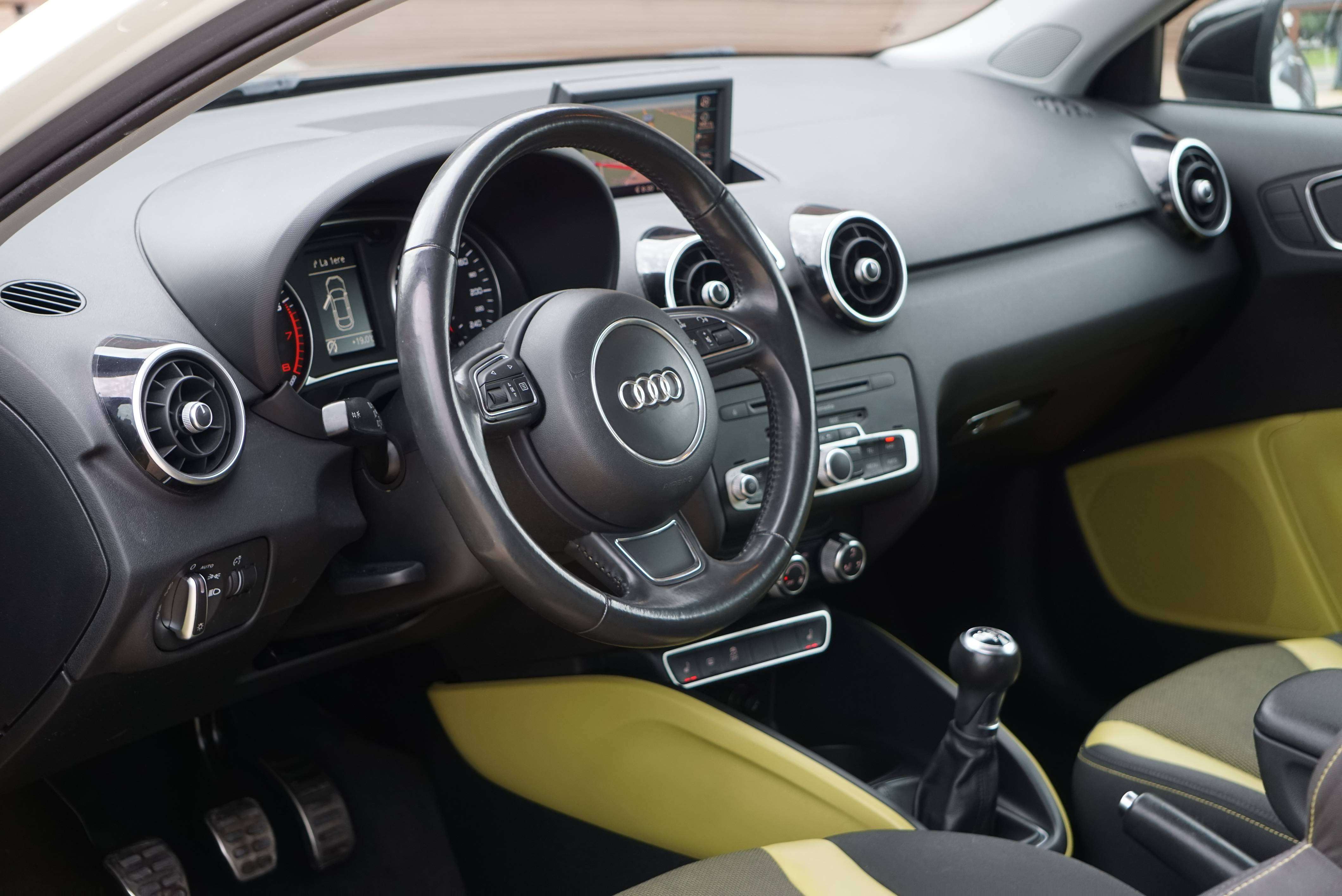Audi A1 1.4 TFSI Ambition NAVI RADAR GARANTIE