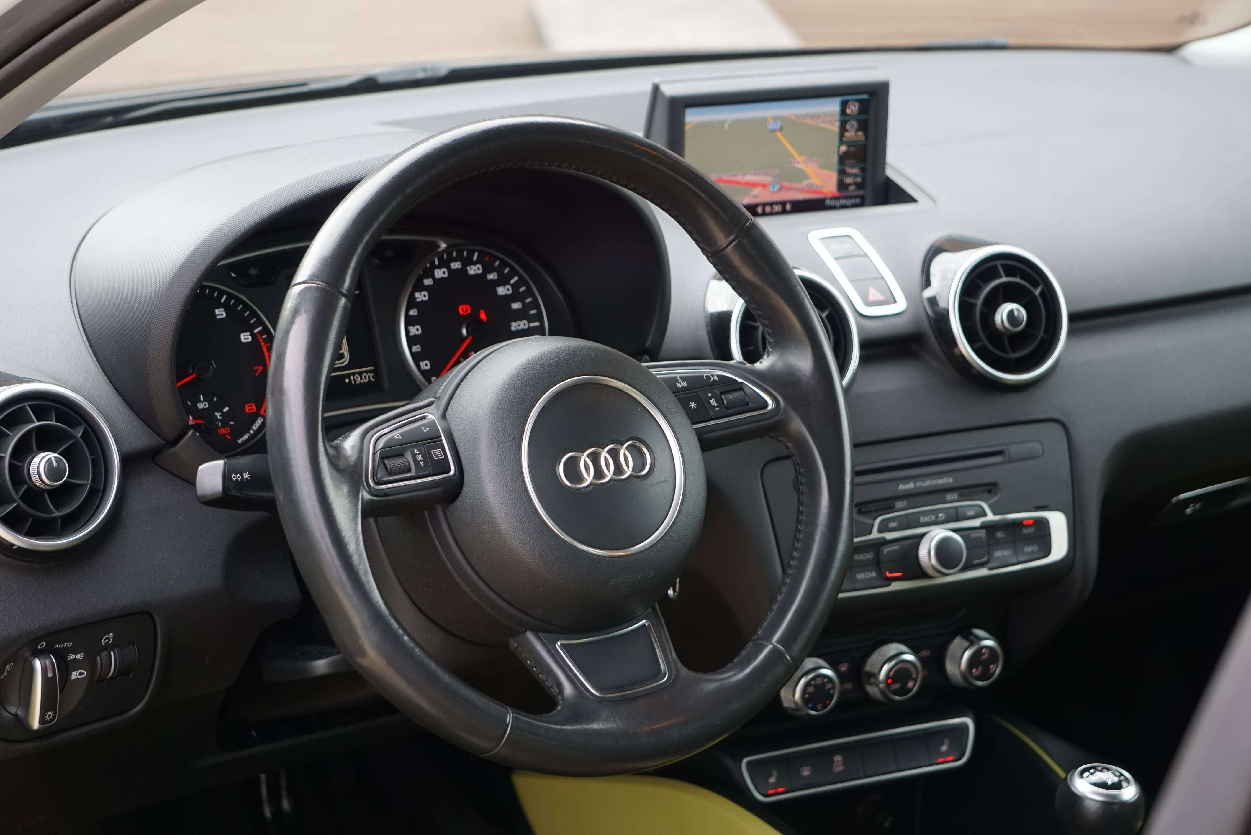 Audi A1 1.4 TFSI Ambition NAVI RADAR GARANTIE