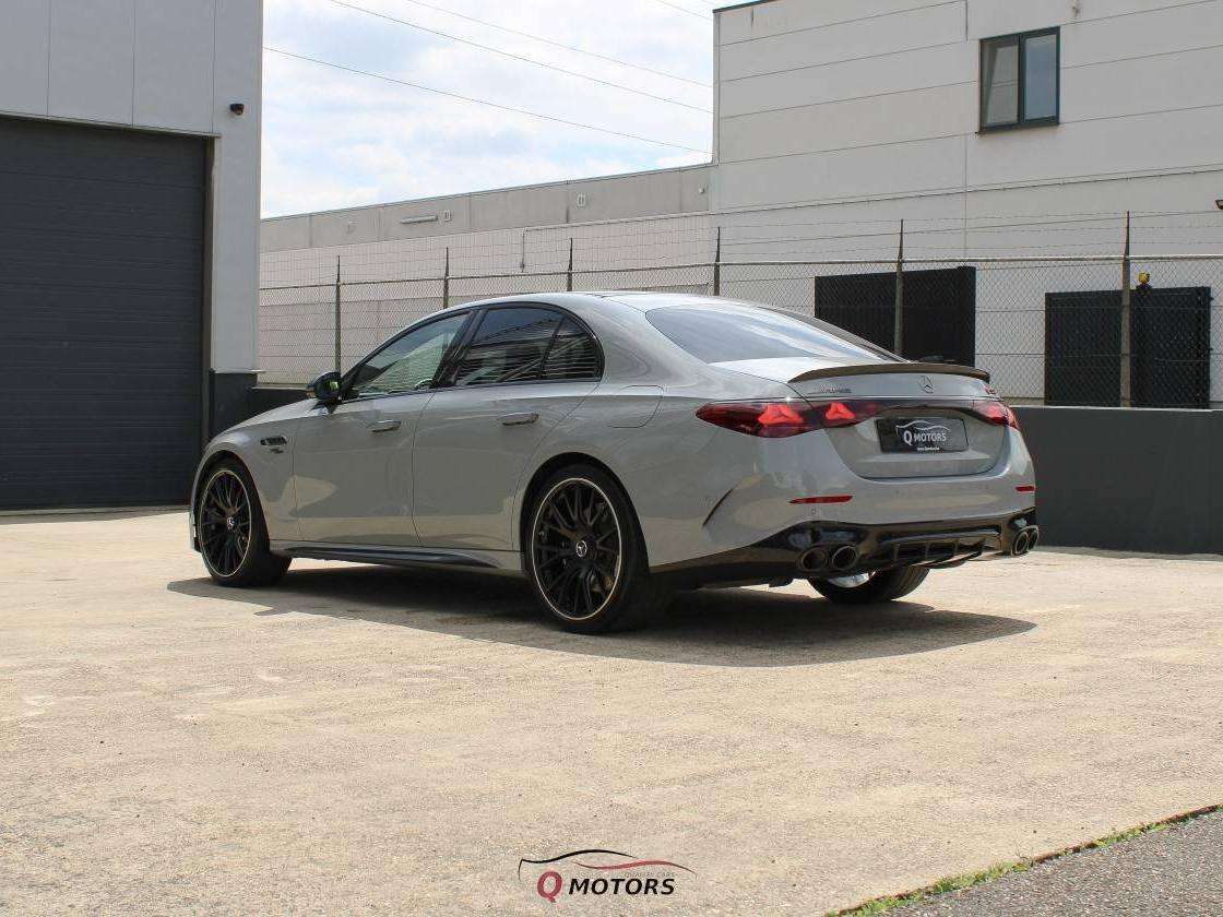 Mercedes-Benz E 53 AMG Hybrid 4-Matic Edition 1-CARBON-HYPERSCREEN-PERFORMANCE-PANO-HUD-BURM-ACC