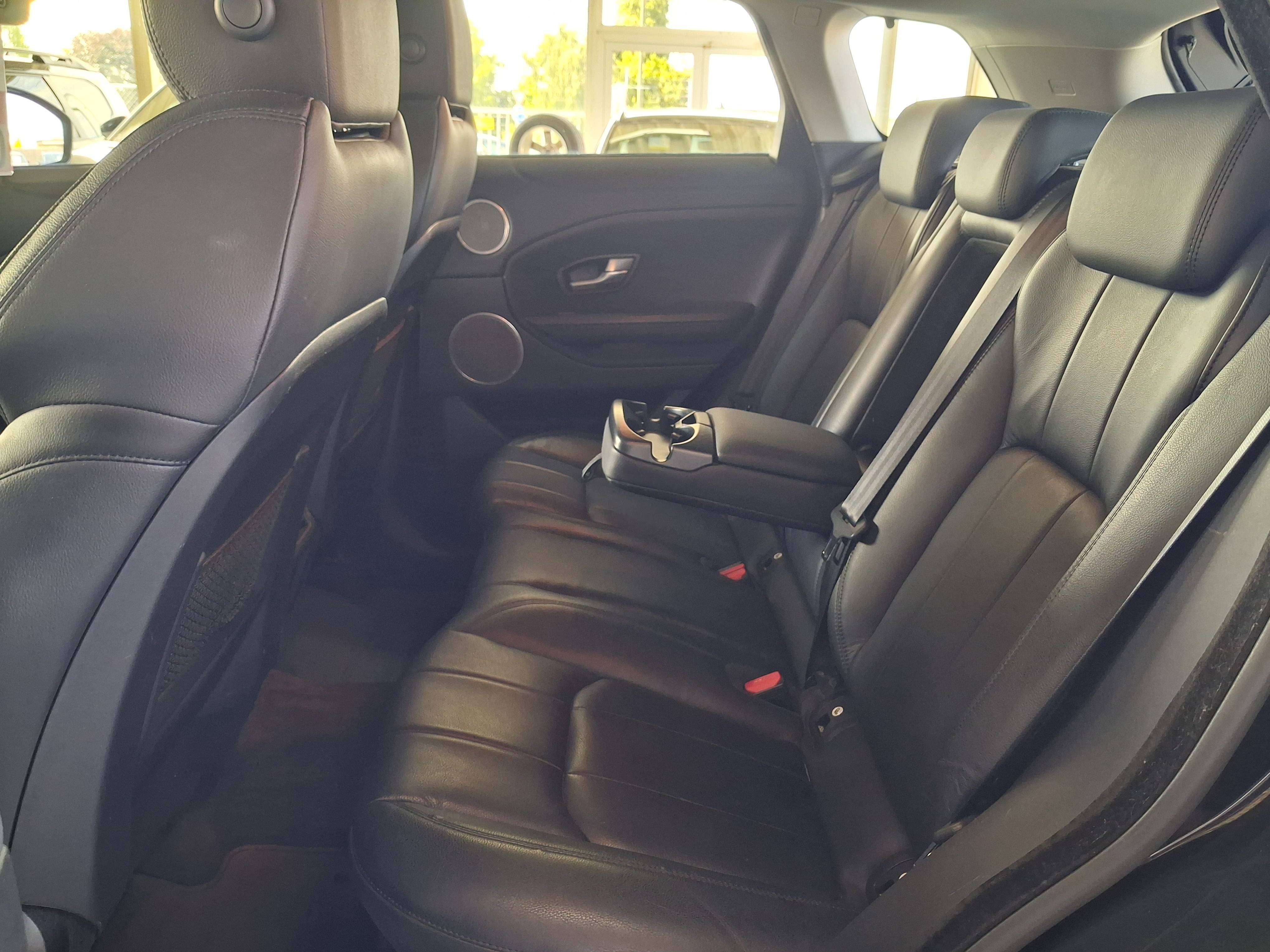 Land Rover Range Rover Evoque Evoque 2.0 TD4 4WD SE / CAMERA/PALETTE F1/NAVI/CUIR/GARANTIE