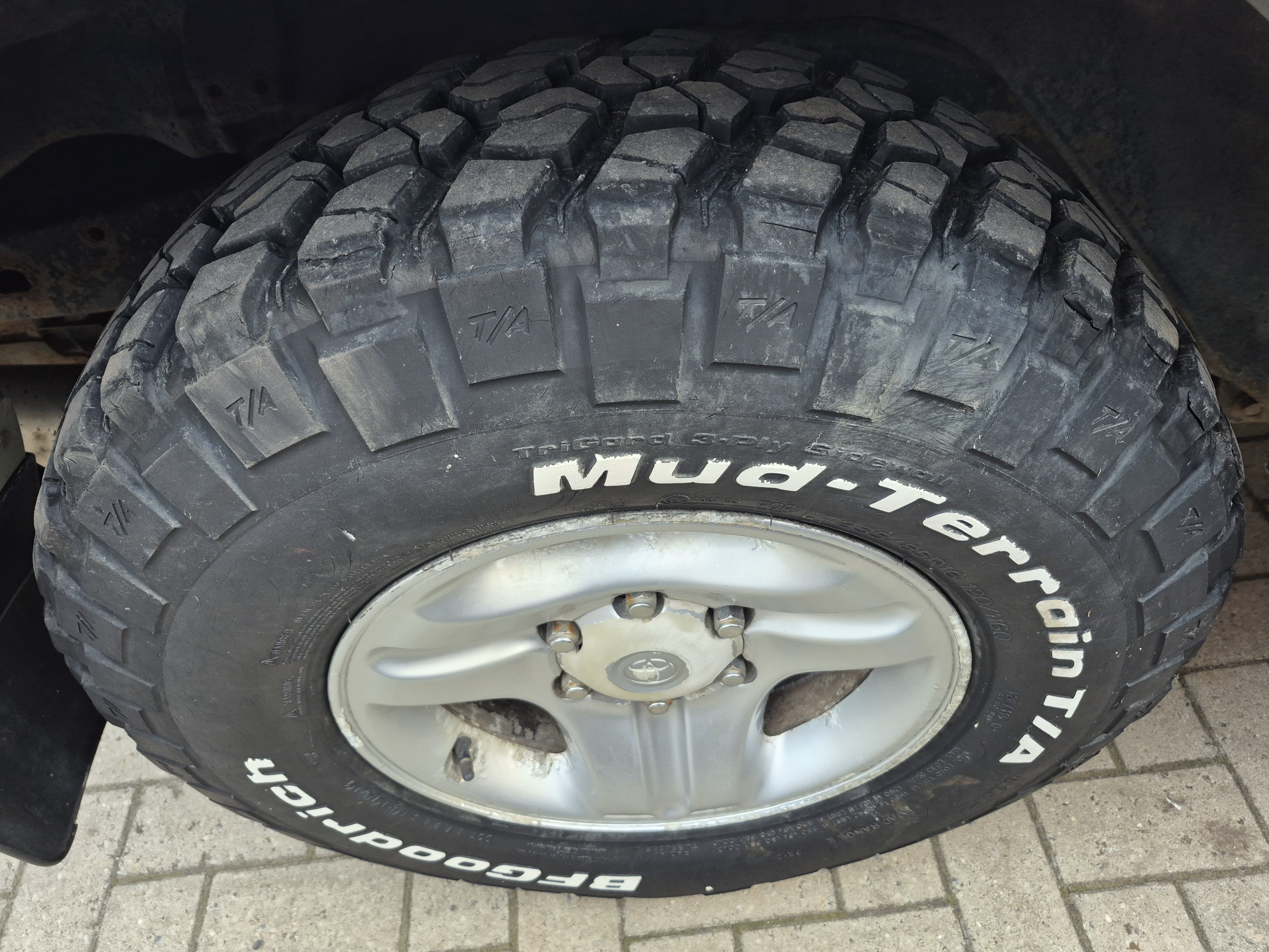 Toyota Land Cruiser (KDJ90) 3.0 TD 4D GX 3P