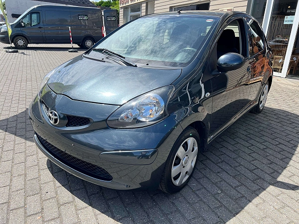 Toyota Aygo Aygo 1.0i VVT-i Plus