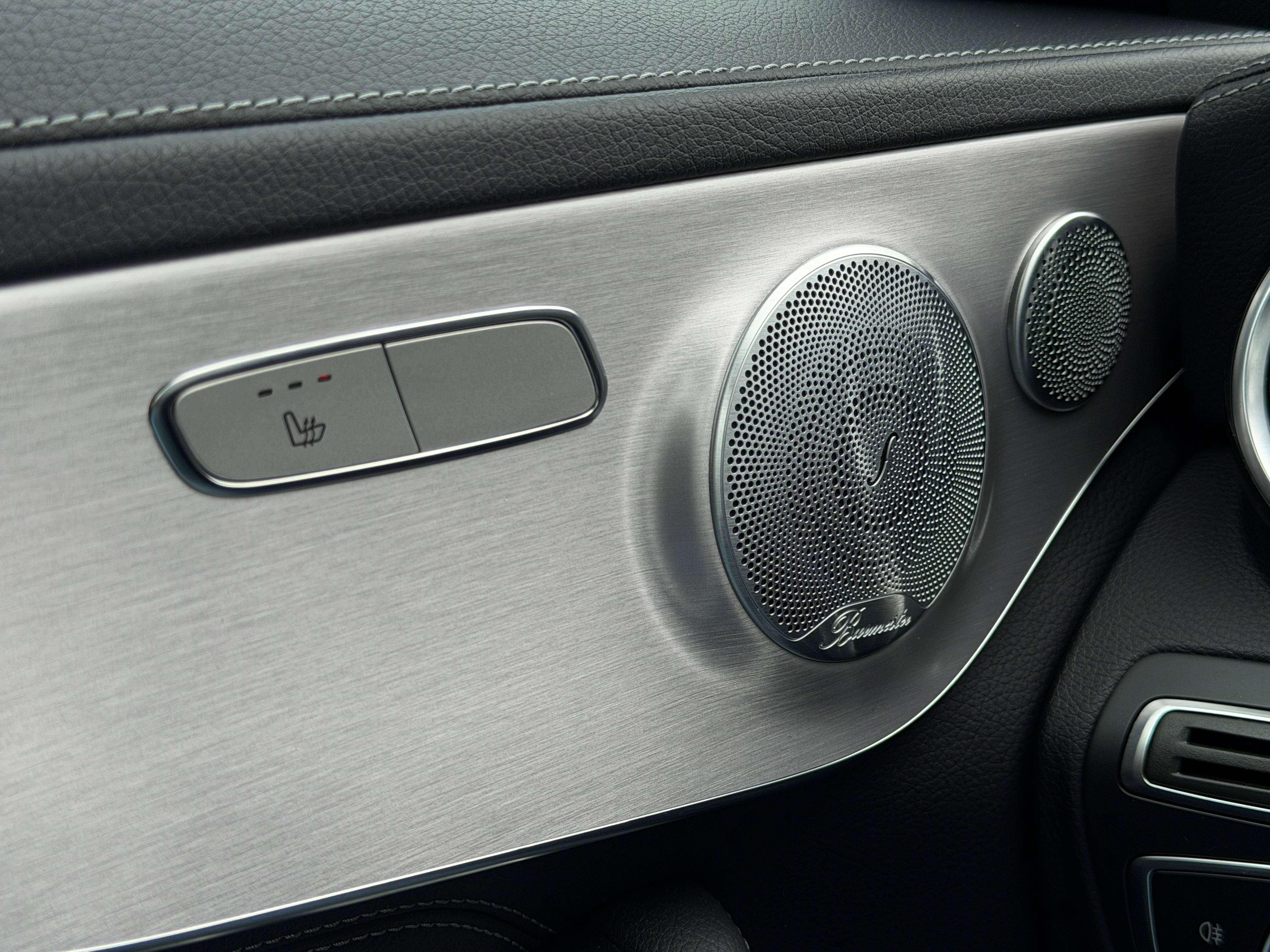 Mercedes-Benz C 180 Look C63 - Phase 2 - Caméra - Sg chauffants