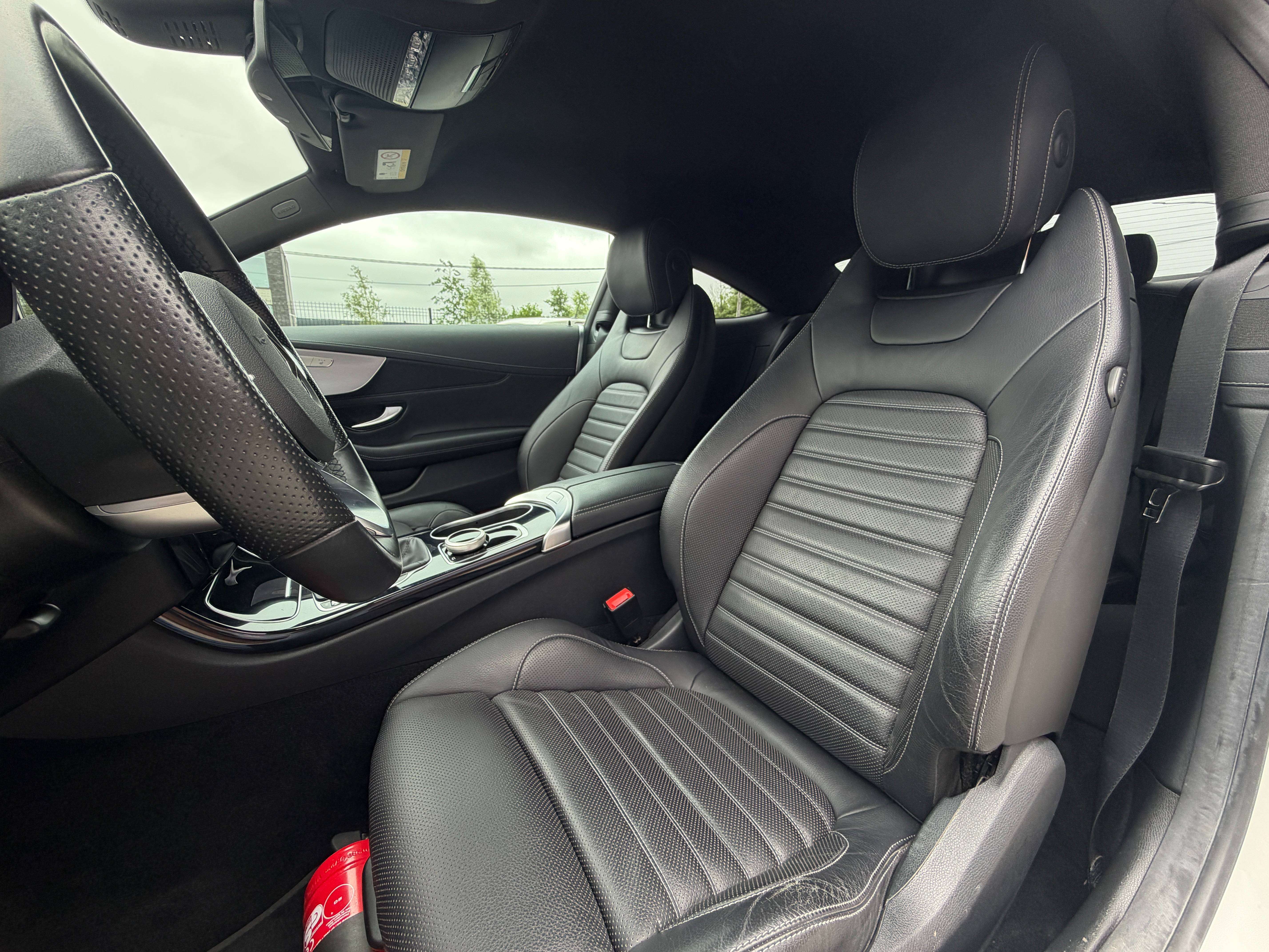 Mercedes-Benz C 180 Look C63 - Phase 2 - Caméra - Sg chauffants