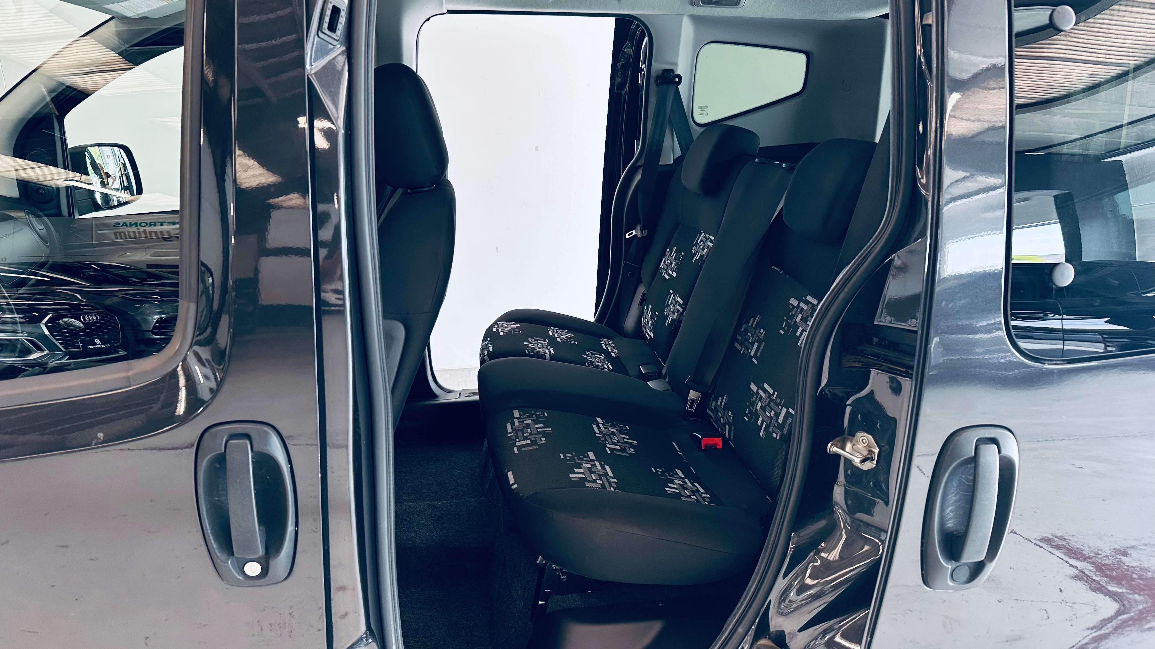 Fiat Qubo 1.4i *45.784KM* PDC ISOFIX ATTACHE REMORQUE JANTE 15