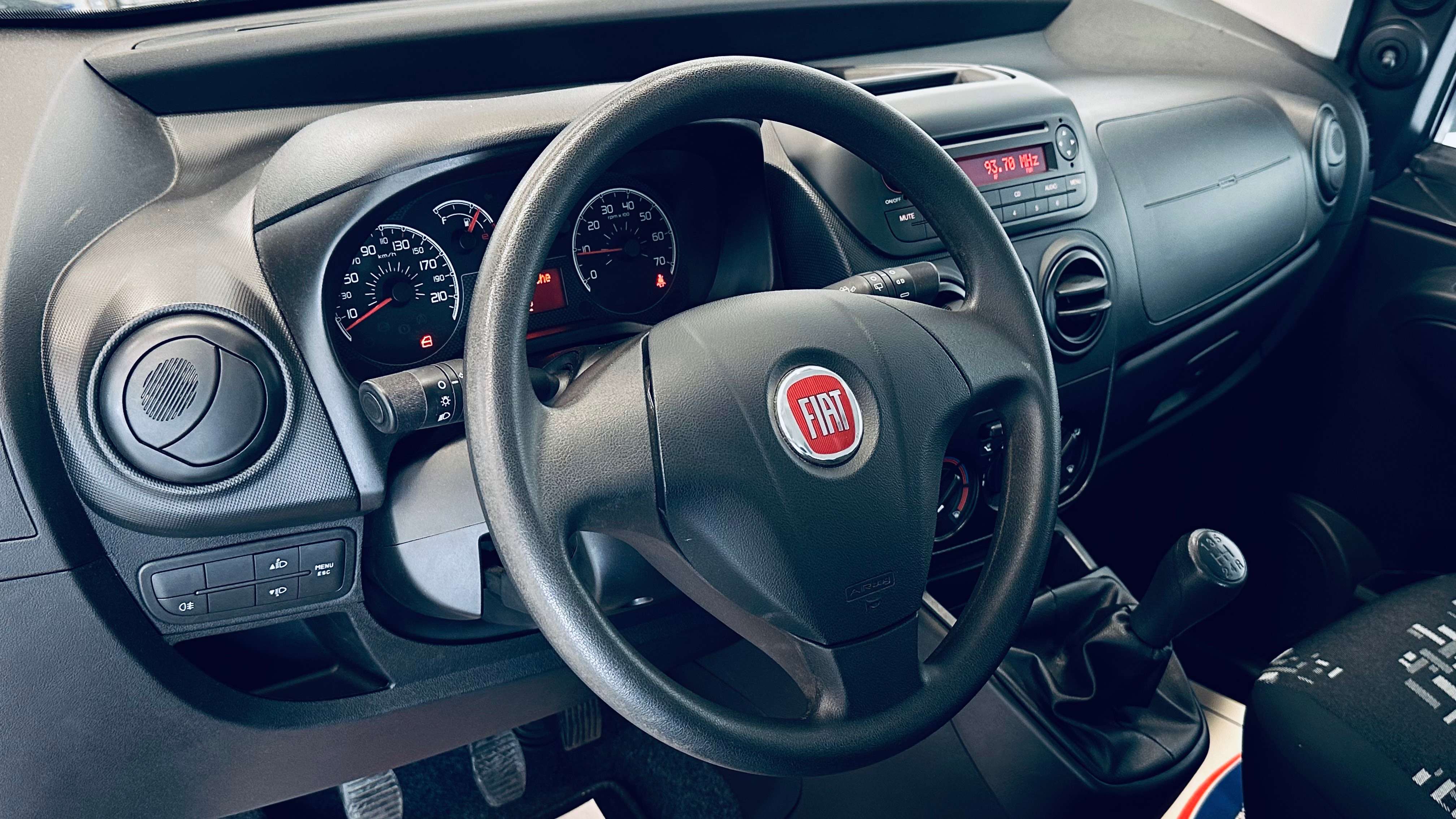 Fiat Qubo 1.4i *45.784KM* PDC ISOFIX ATTACHE REMORQUE JANTE 15