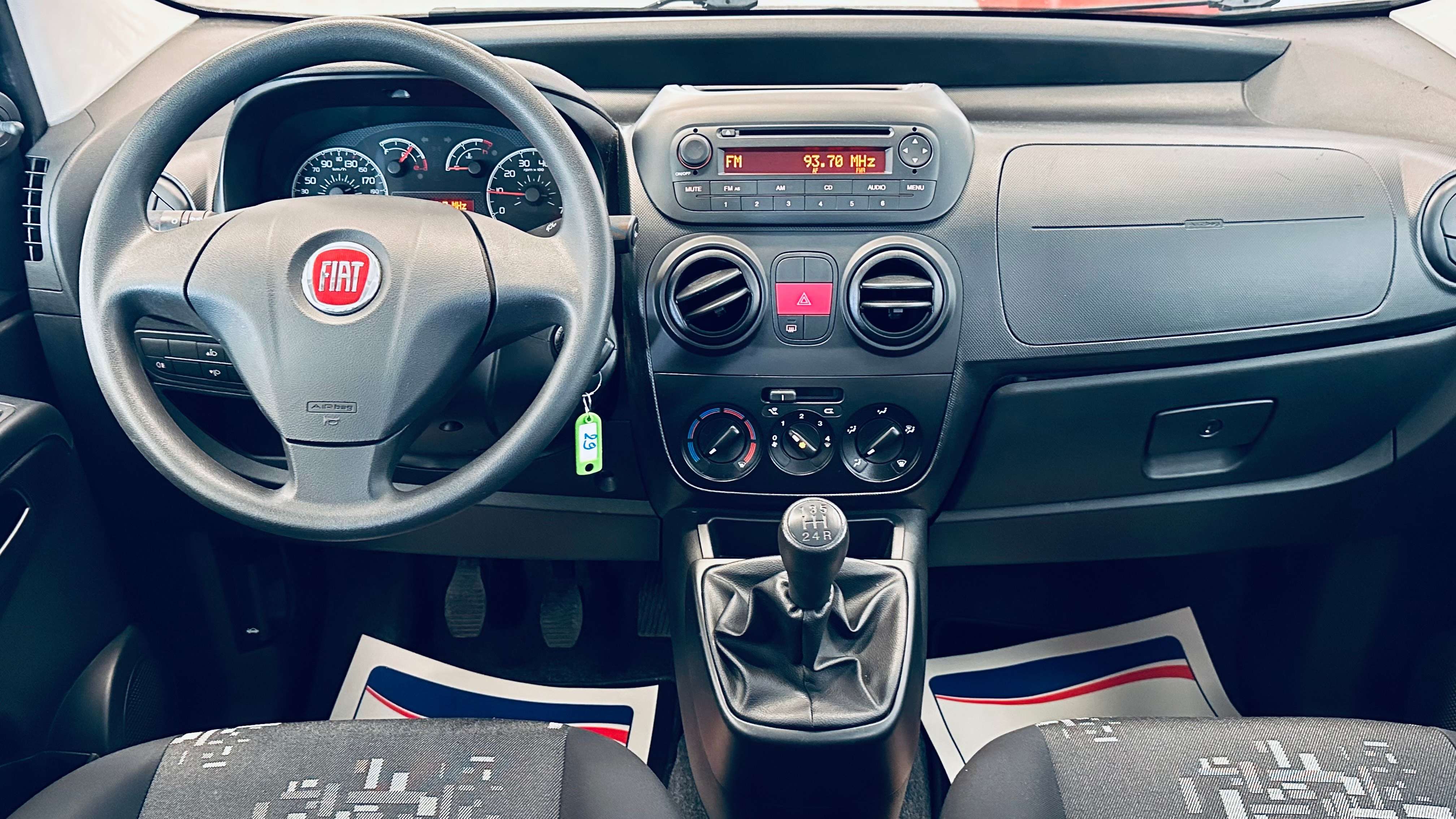 Fiat Qubo 1.4i *45.784KM* PDC ISOFIX ATTACHE REMORQUE JANTE 15