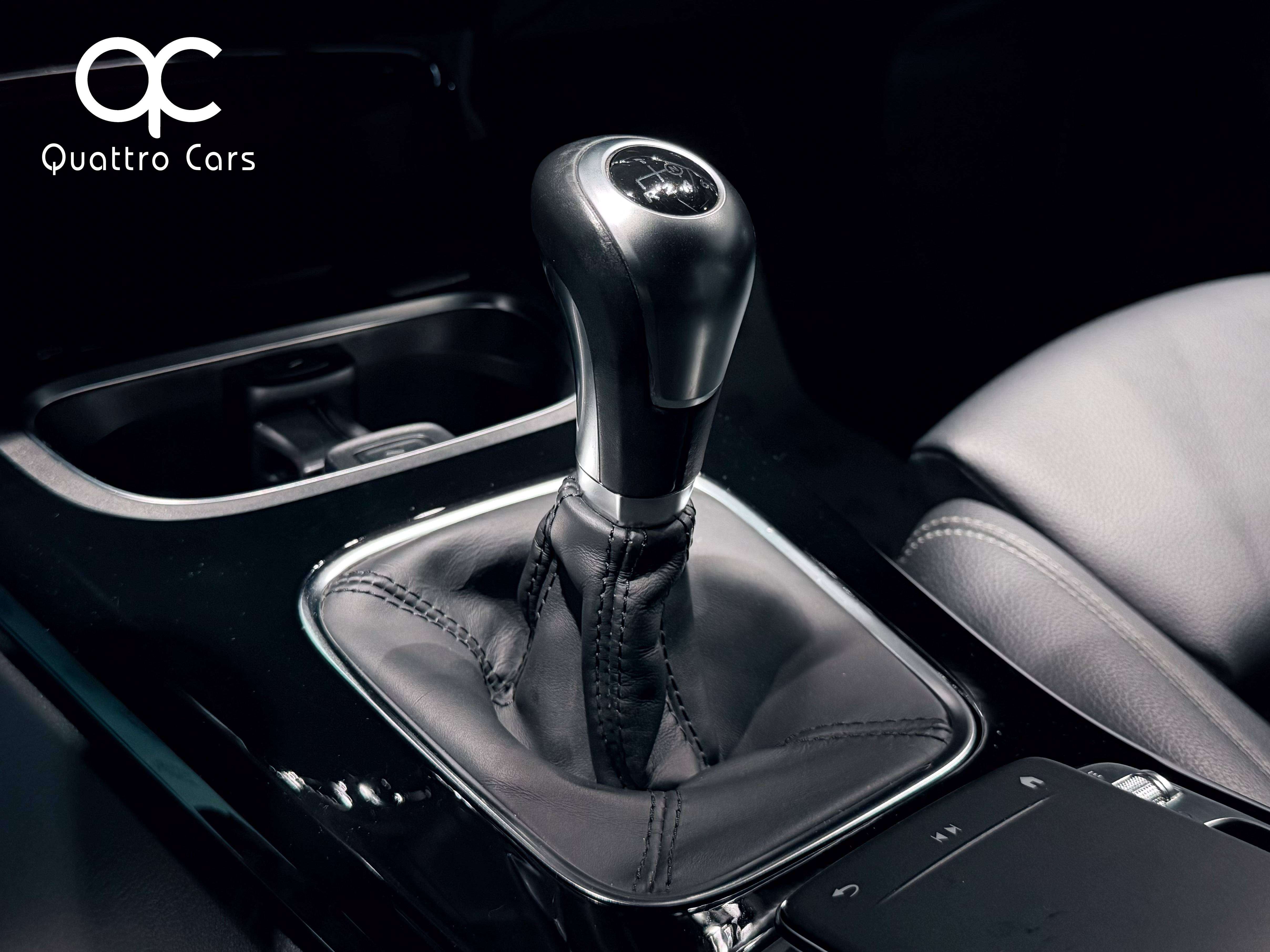 Mercedes-Benz A 160 Essence / Double écran / Led / Gps / Camera / 2019