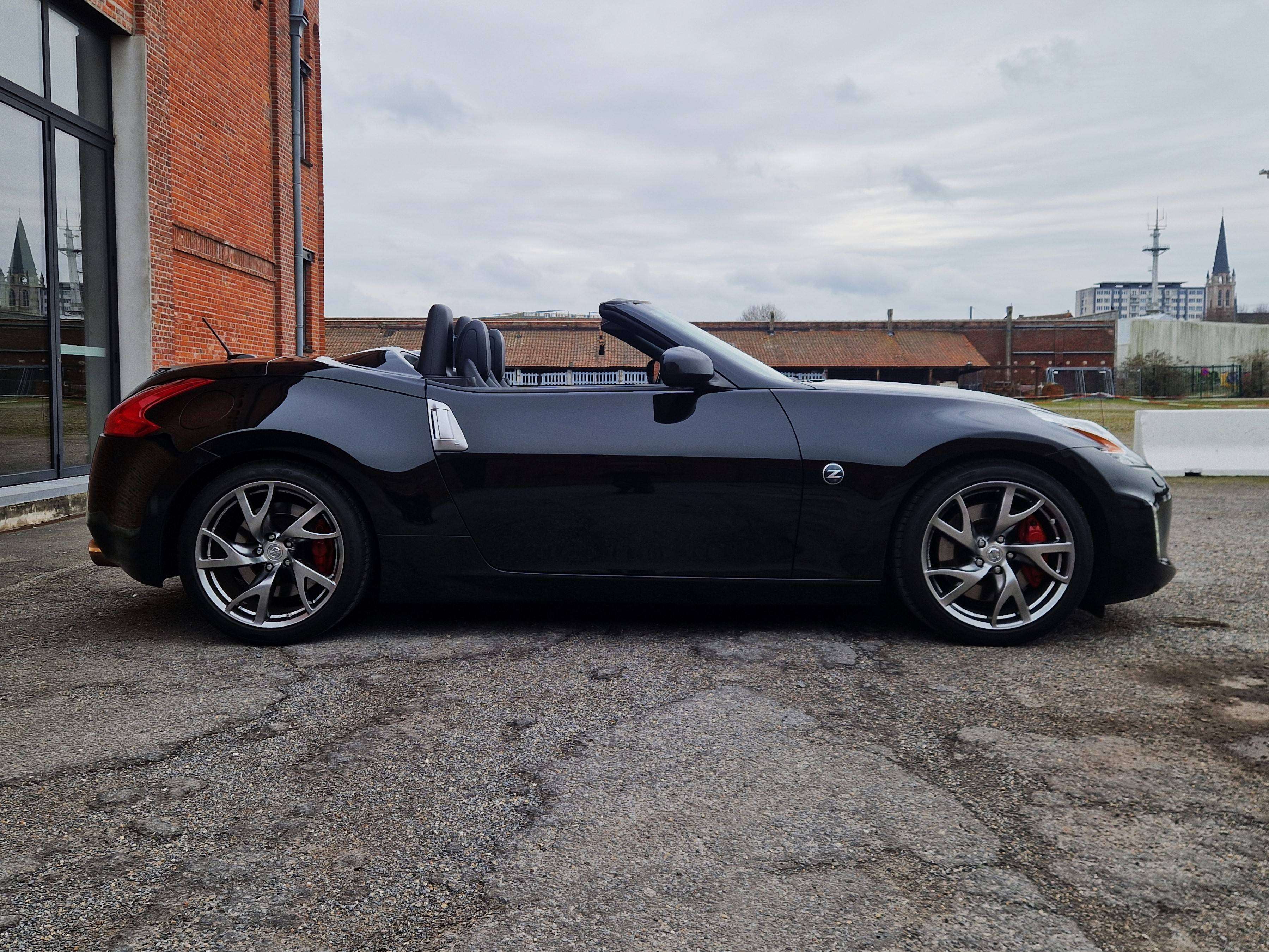 Nissan 370Z 370Z 3.7i V6 Cabriolet