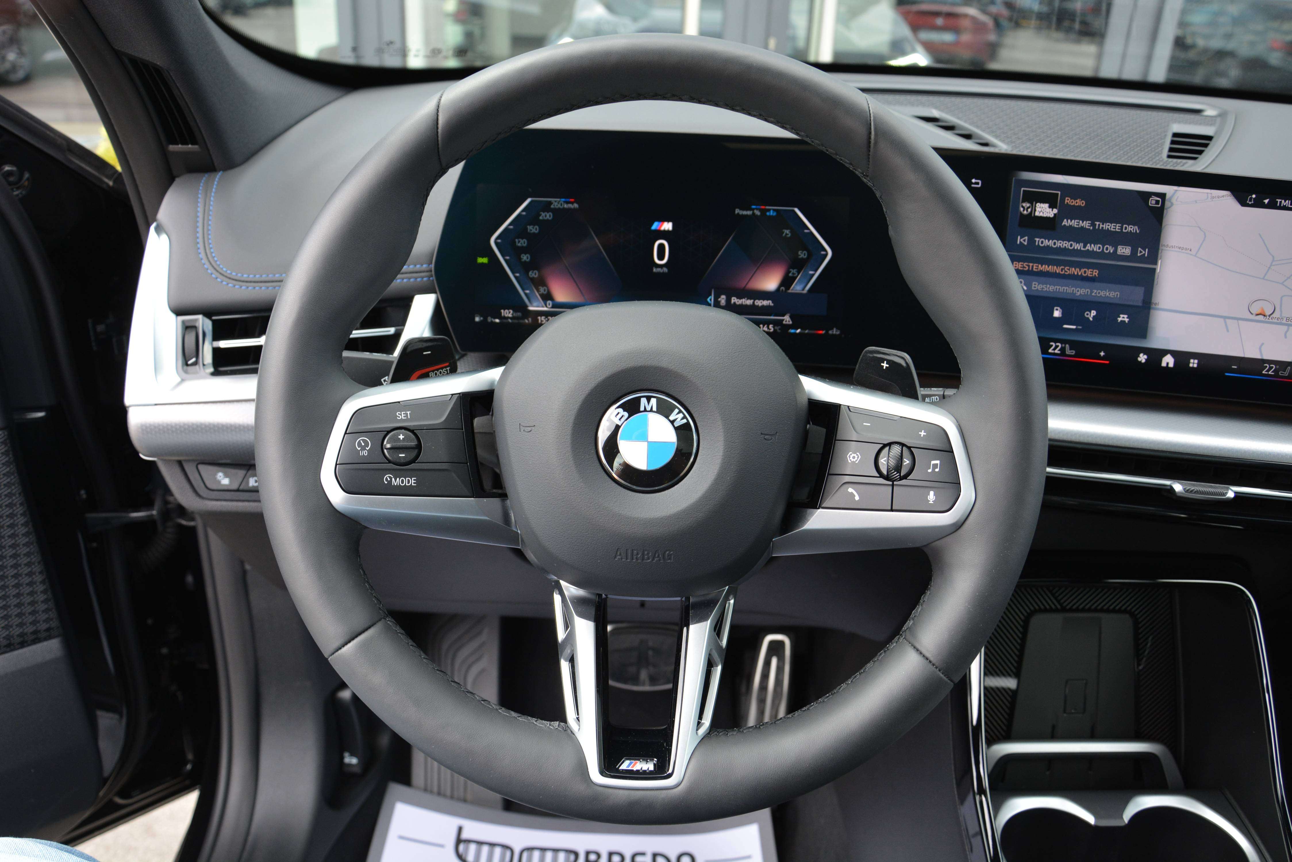 BMW X1 sDrive18i M-Sport/Pano/Keyless/Schadow line