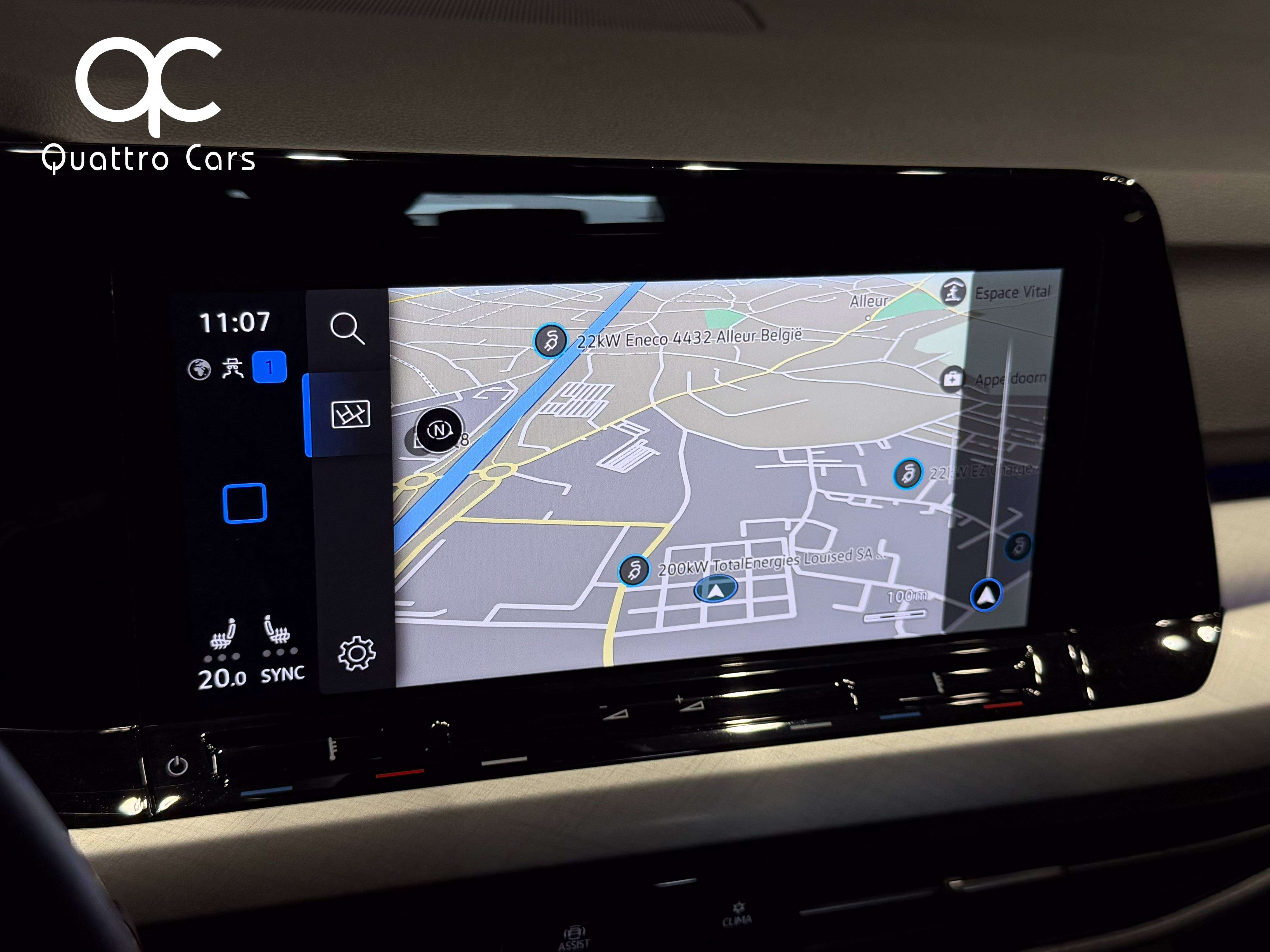 Volkswagen Golf 1.0 TSI / 1e main / Gps / Car play / Led / Sièges chauffants