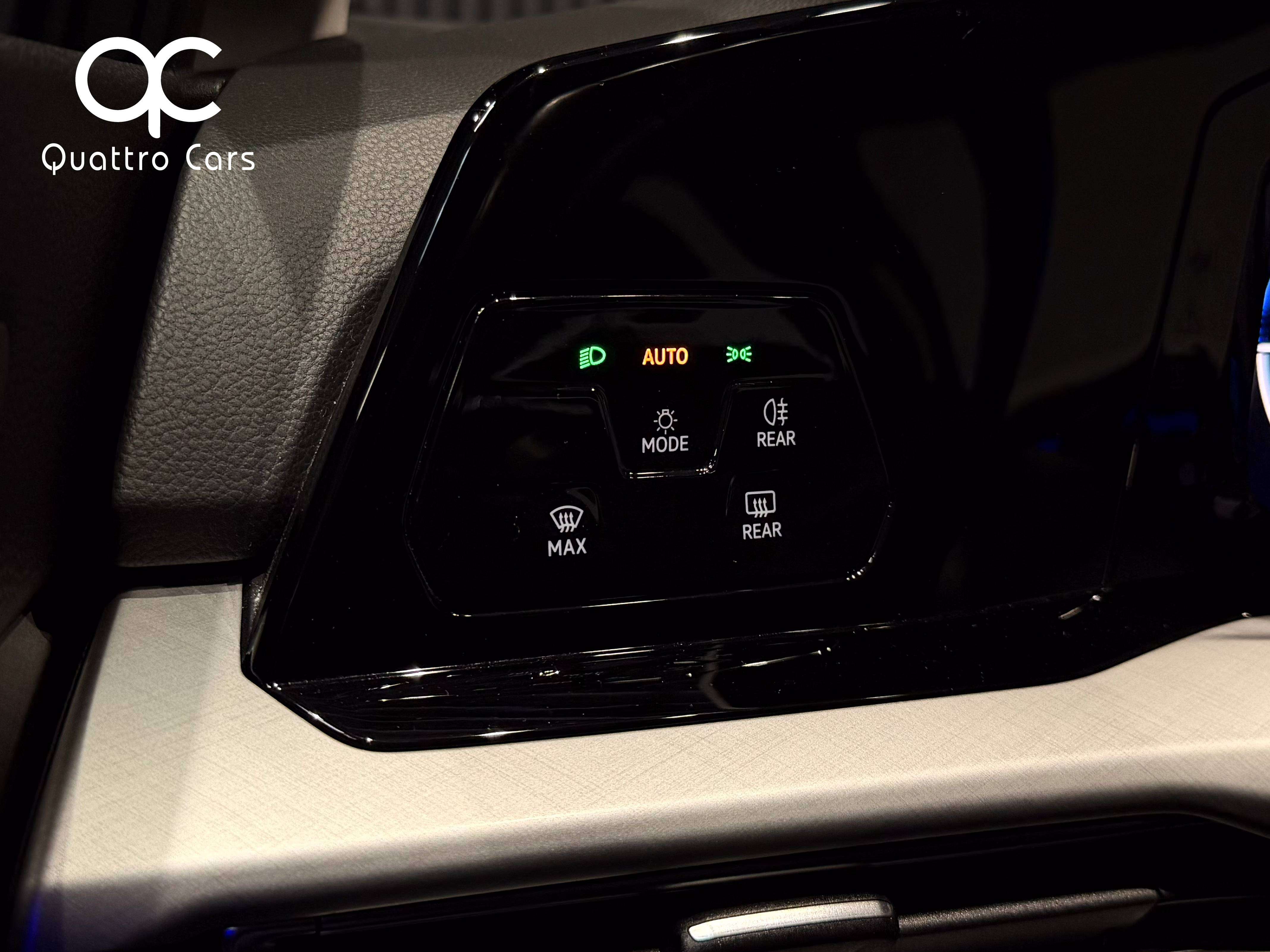 Volkswagen Golf 1.0 TSI / 1e main / Gps / Car play / Led / Sièges chauffants