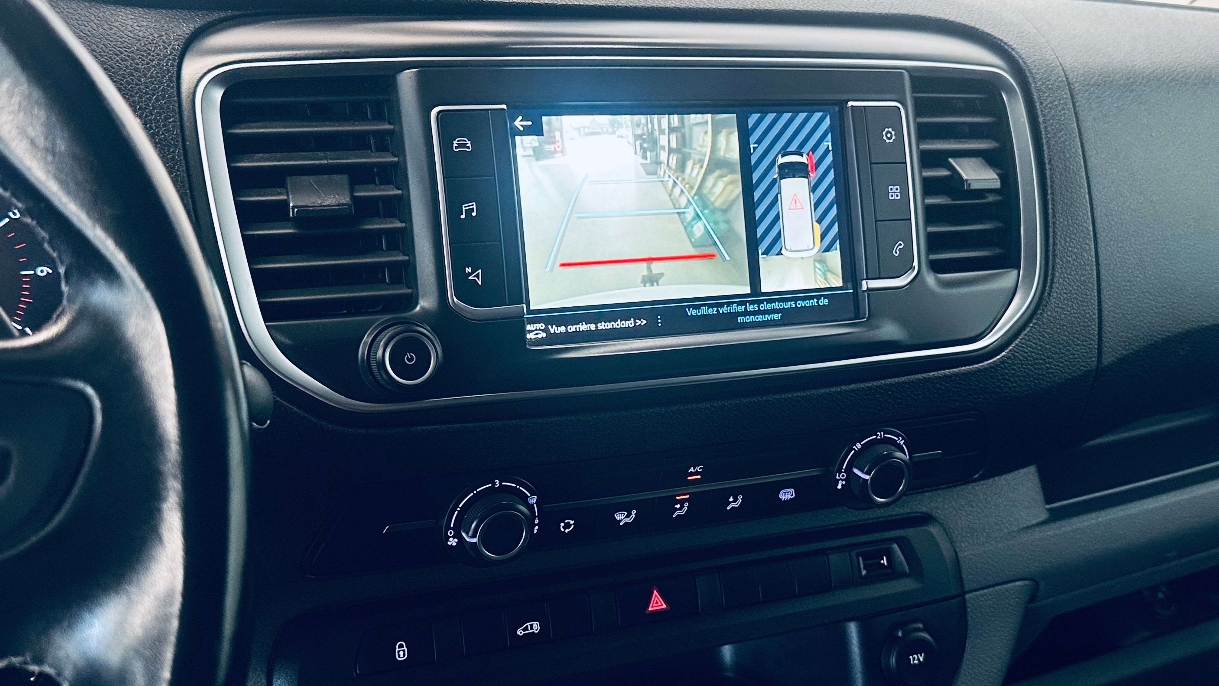 Peugeot Expert 2.0 BlueHDi L2 BOITE AUTO 3 PLACES PDC CAMERA NAVI CLIM