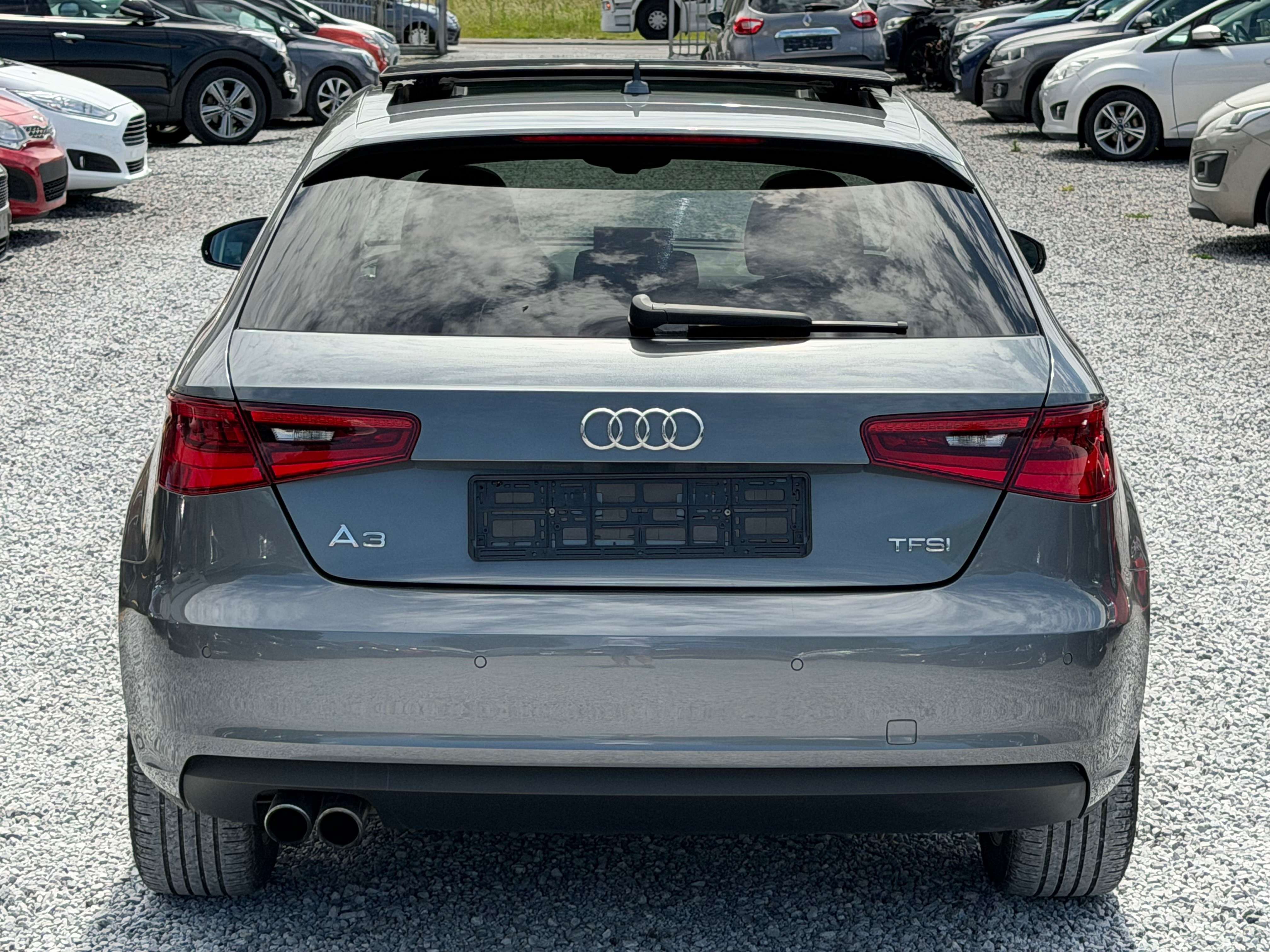 Audi A3 1.4 TFSI - Toit panoramique - Xénon - Cuir - Navi