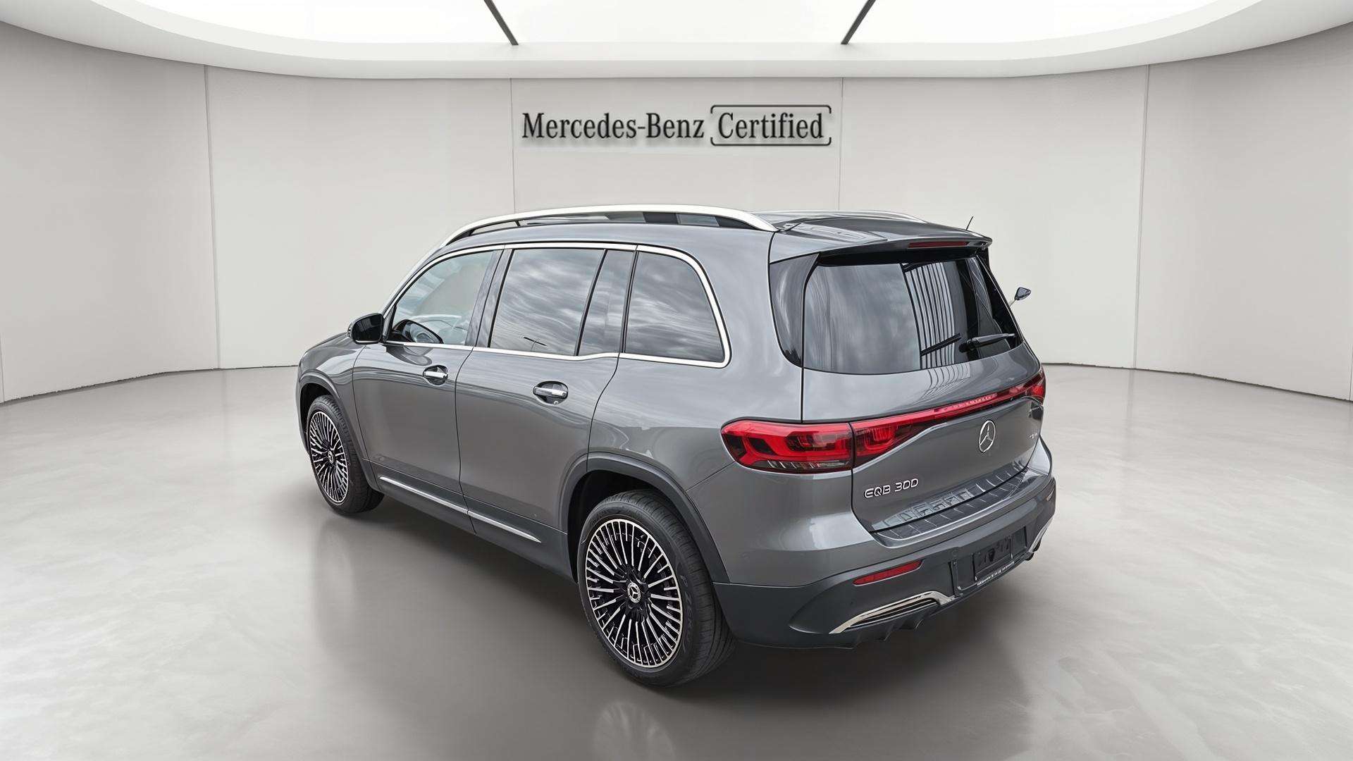 Mercedes-Benz EQB 300 EQB 4MATIC AMG Line
