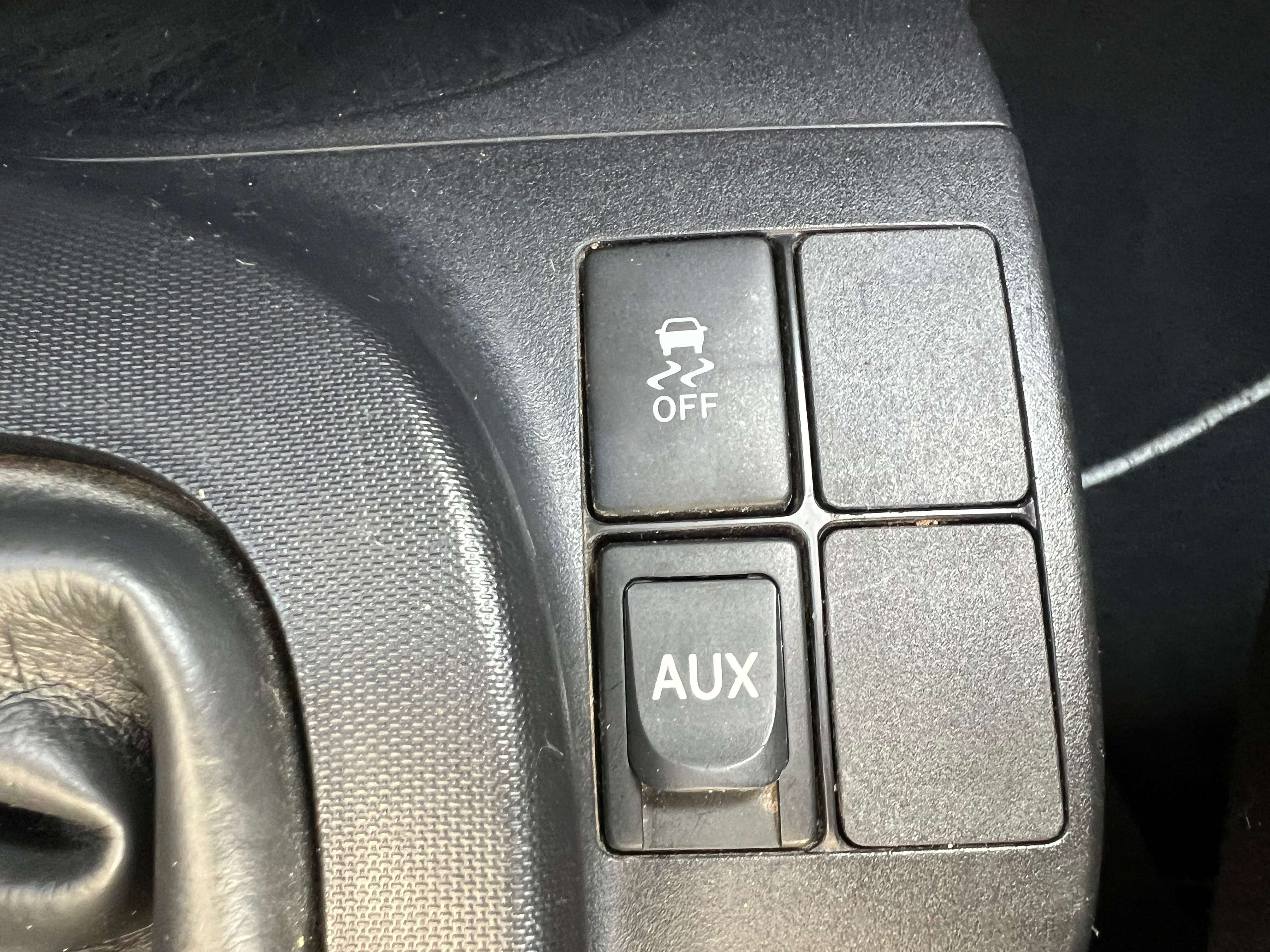 Toyota iQ 1.0i VVT-i Sol Clime 1er propriétaire 12 mois de garantie CRÉDIT 100%