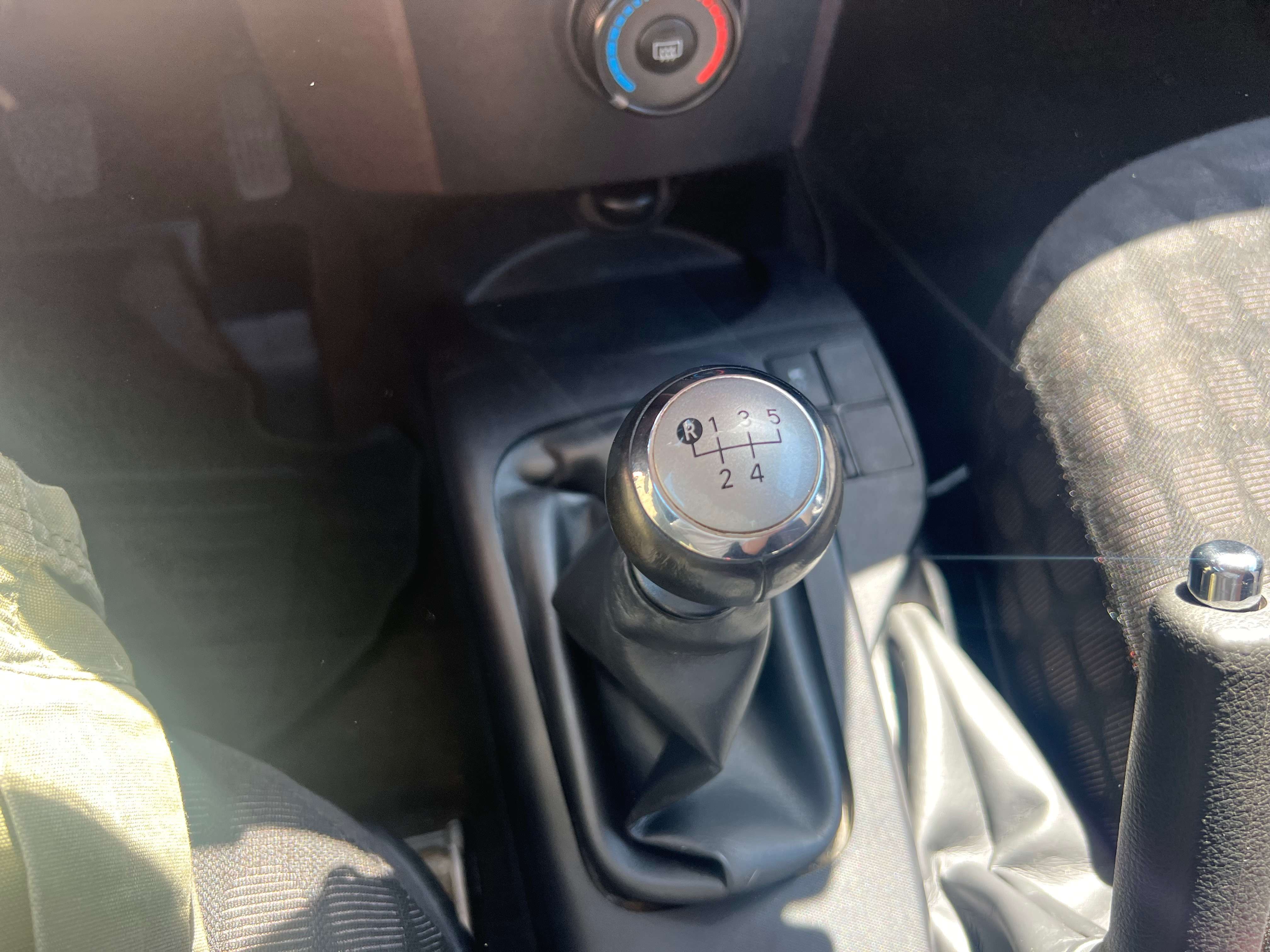 Toyota iQ 1.0i VVT-i Sol Clime 1er propriétaire 12 mois de garantie CRÉDIT 100%