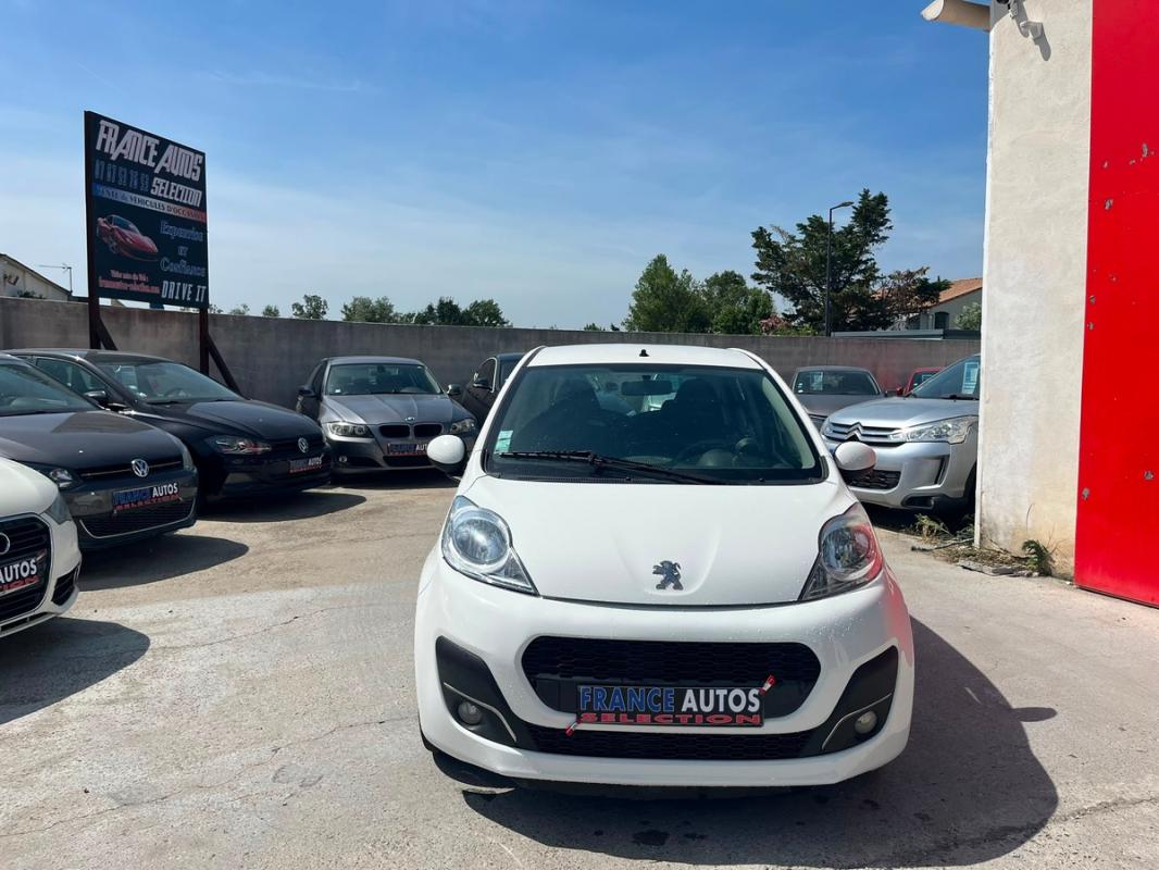 Peugeot 107 1.0i 68 CH BOITE AUTOMATIQUE 5 PORTES – ENTIÈREMENT RÉVISÉE & GARANTIE 12 MOIS