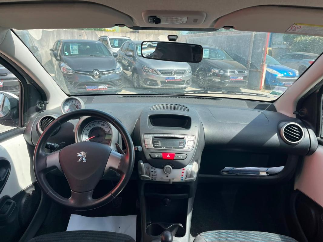 Peugeot 107 1.0i 68 CH BOITE AUTOMATIQUE 5 PORTES – ENTIÈREMENT RÉVISÉE & GARANTIE 12 MOIS