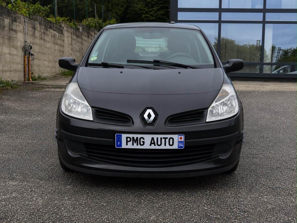 Renault Clio 1.2i 16V - 75 III BERLINE Authentique PHASE 1