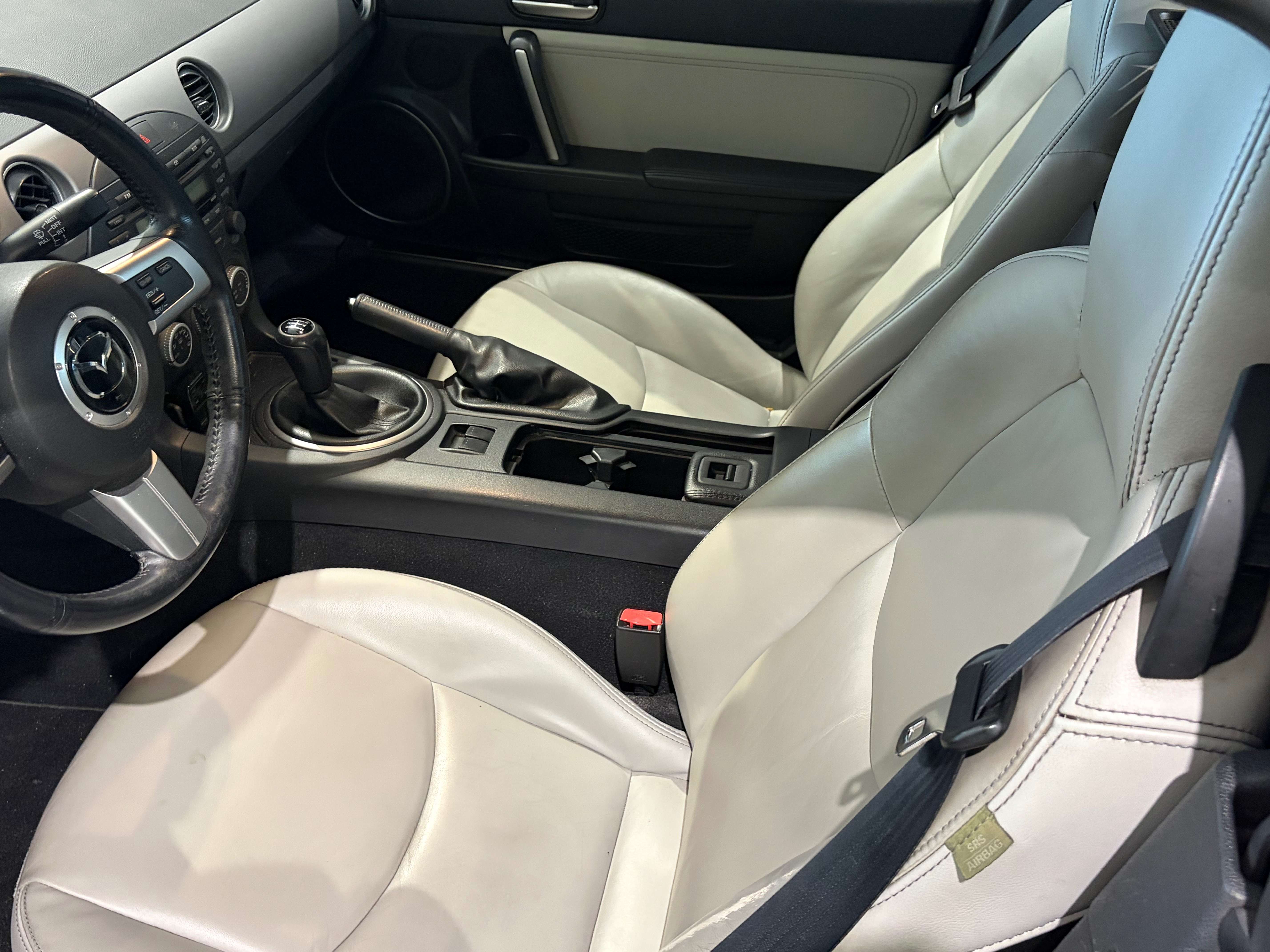 Mazda MX-5 MX-5 1.8i Active   Technic