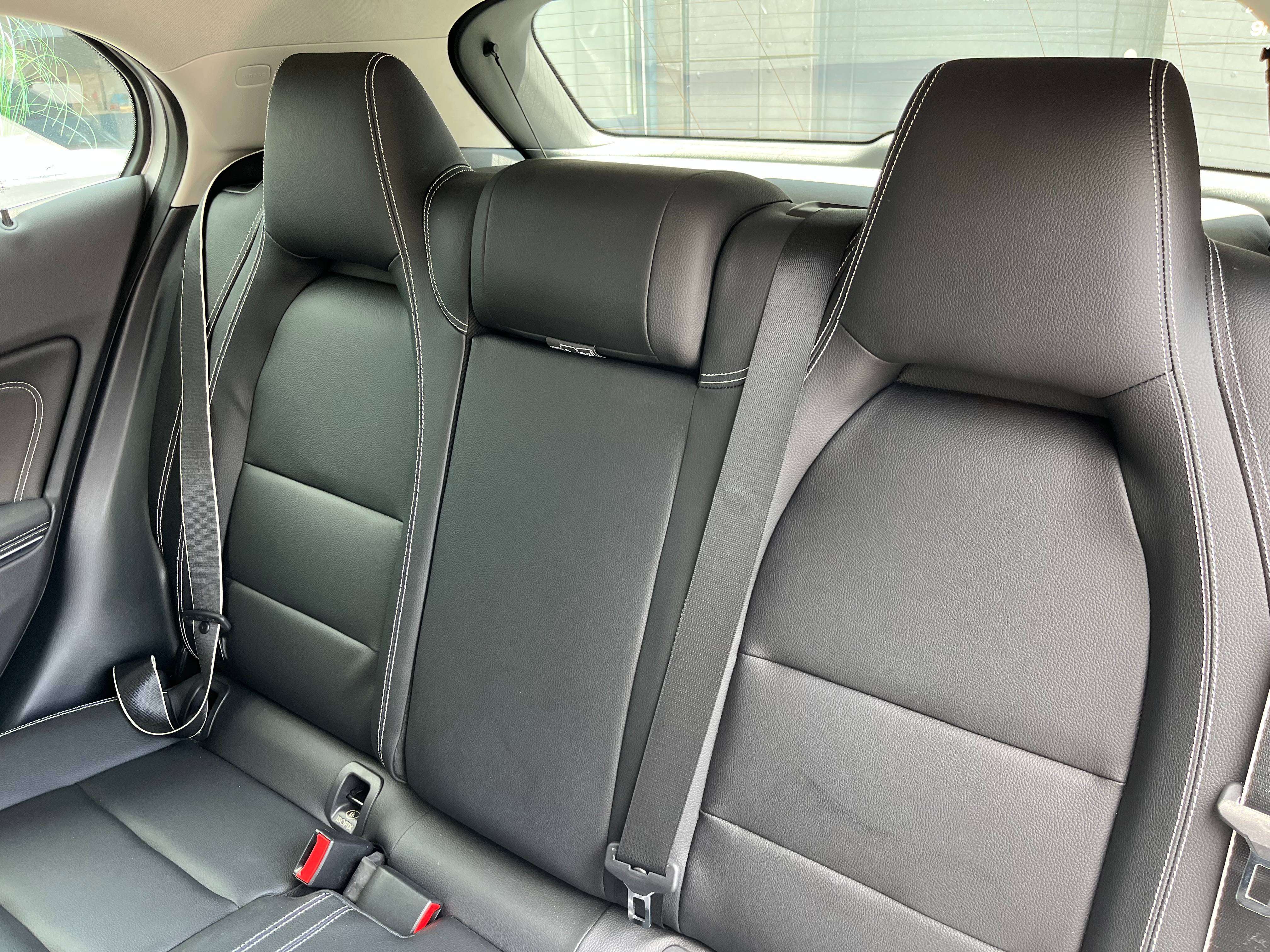 Mercedes-Benz GLA 180 GLA 180 (EU6.2)