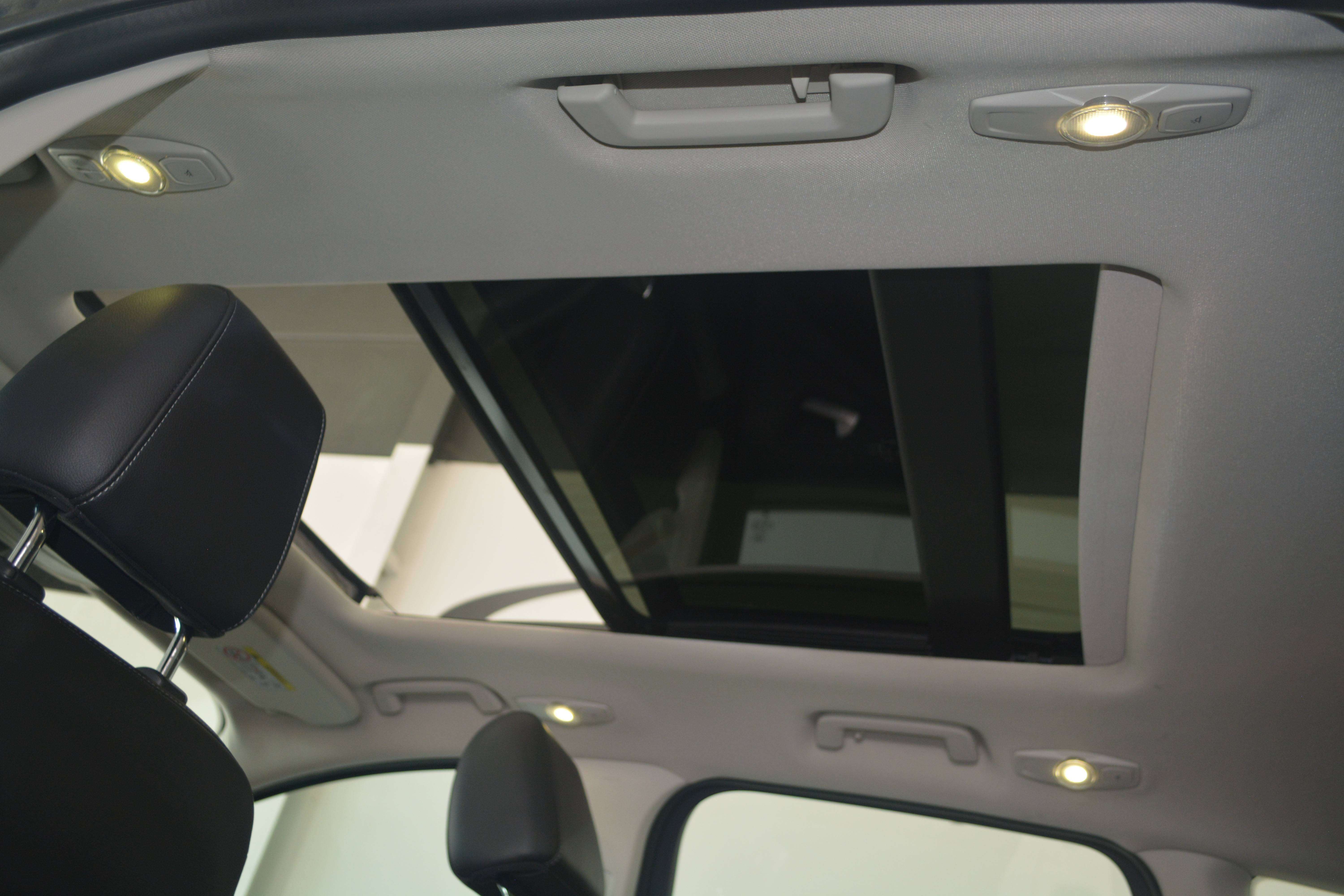 Ford Kuga Kuga 1.5 EcoBoost FWD Business Edition  S/S NAVI / LEDER/ PANO