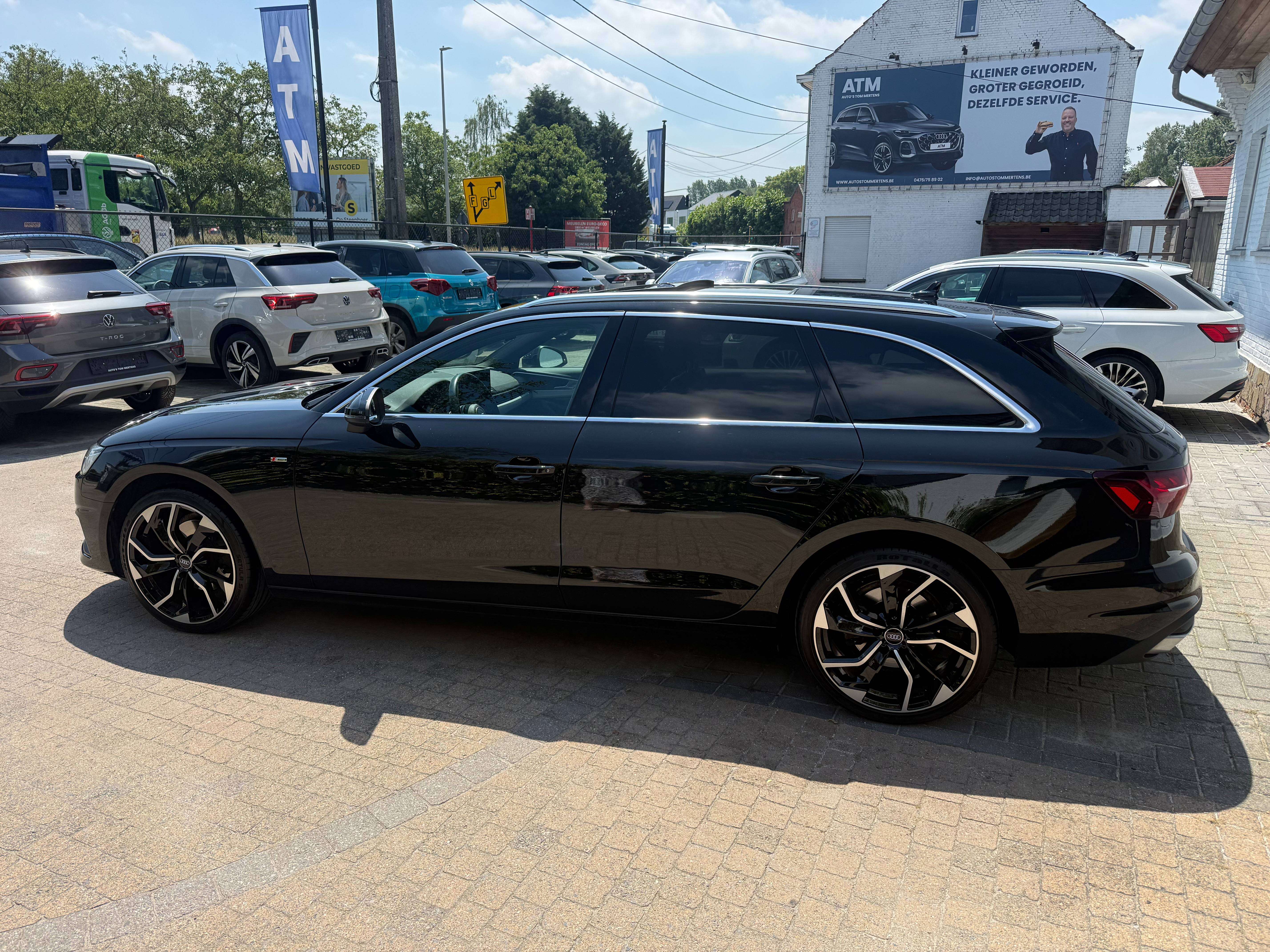 Audi A4 A4 Avant 30 TDi Business Edition S line S tronic /Panormaische dak/Leder sport zeteles/ pdc V&A + camera/trekhaak/ cruise