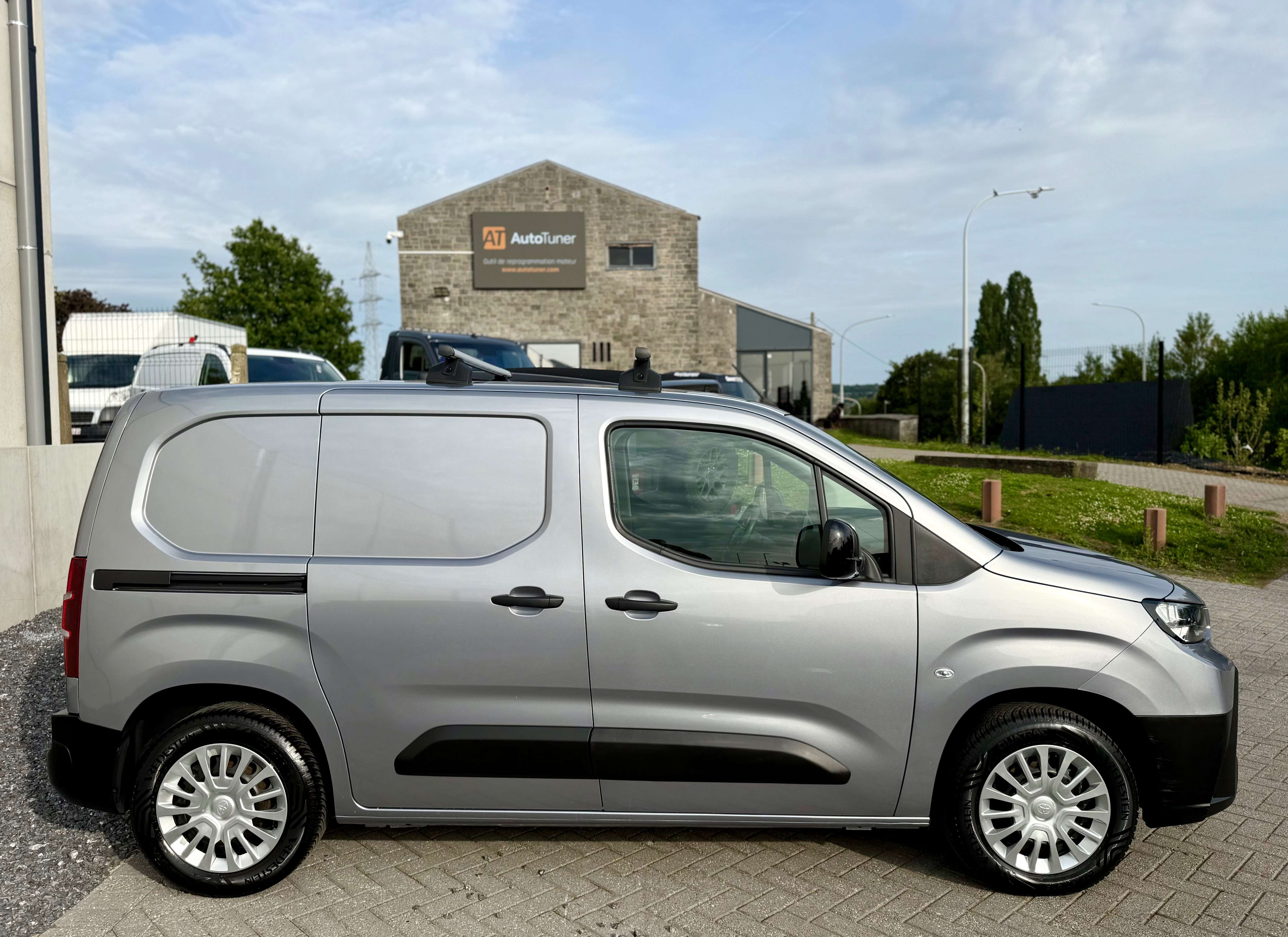 Toyota Proace City 1.5 D-4D UTILITAIRE NETTO 14.835€