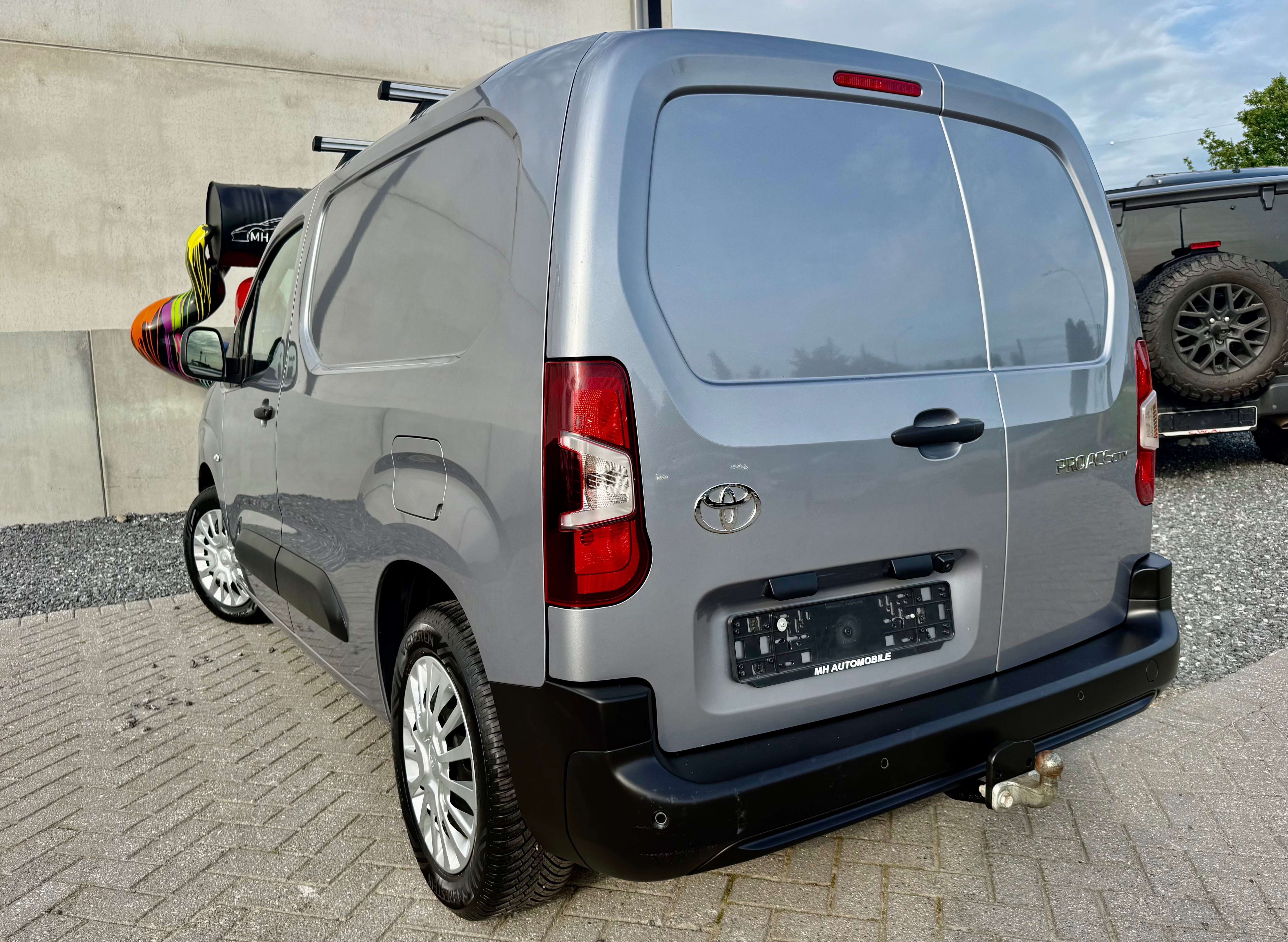 Toyota Proace City 1.5 D-4D UTILITAIRE NETTO 14.835€