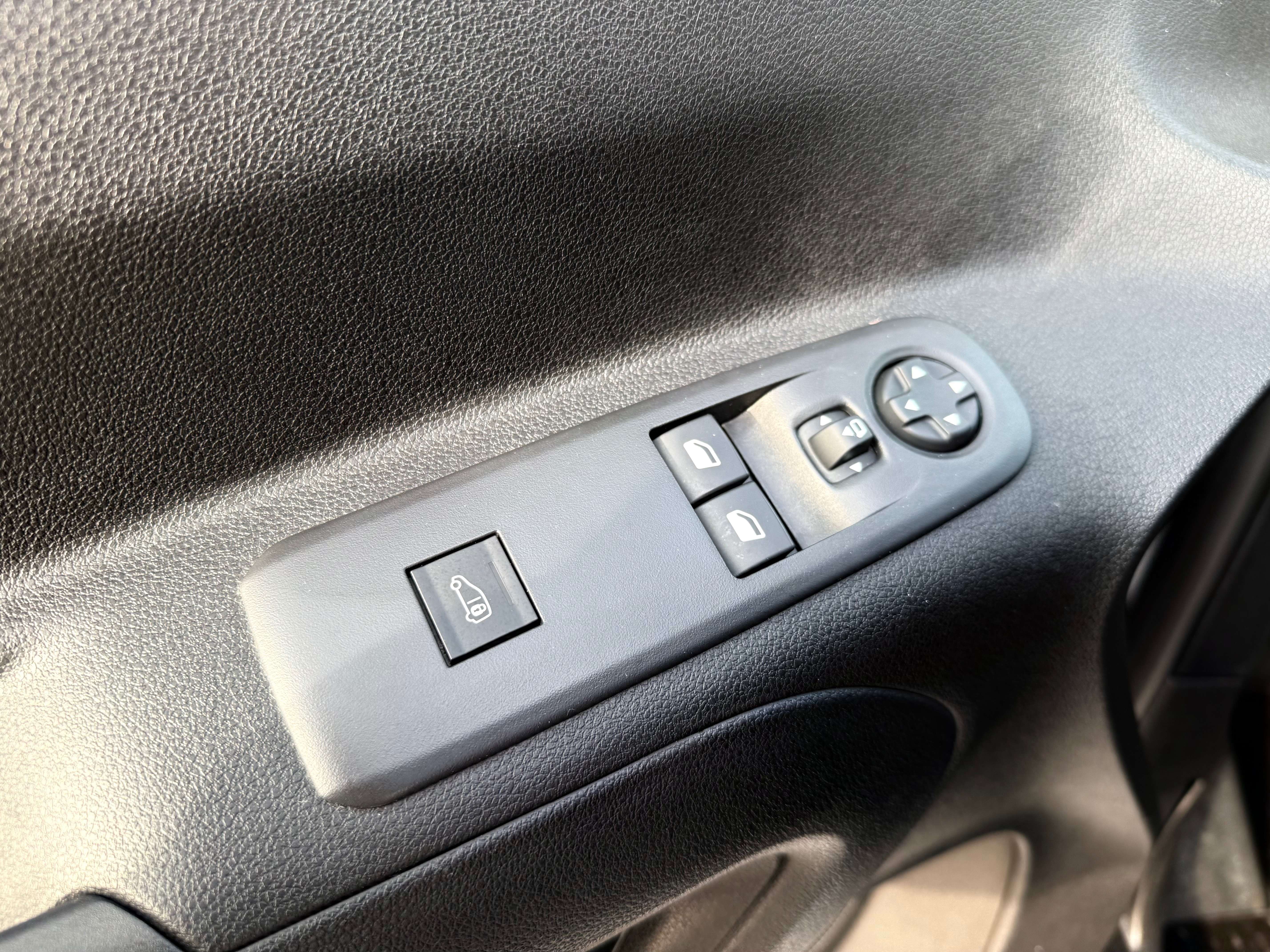 Toyota Proace City 1.5 D-4D UTILITAIRE NETTO 14.835€