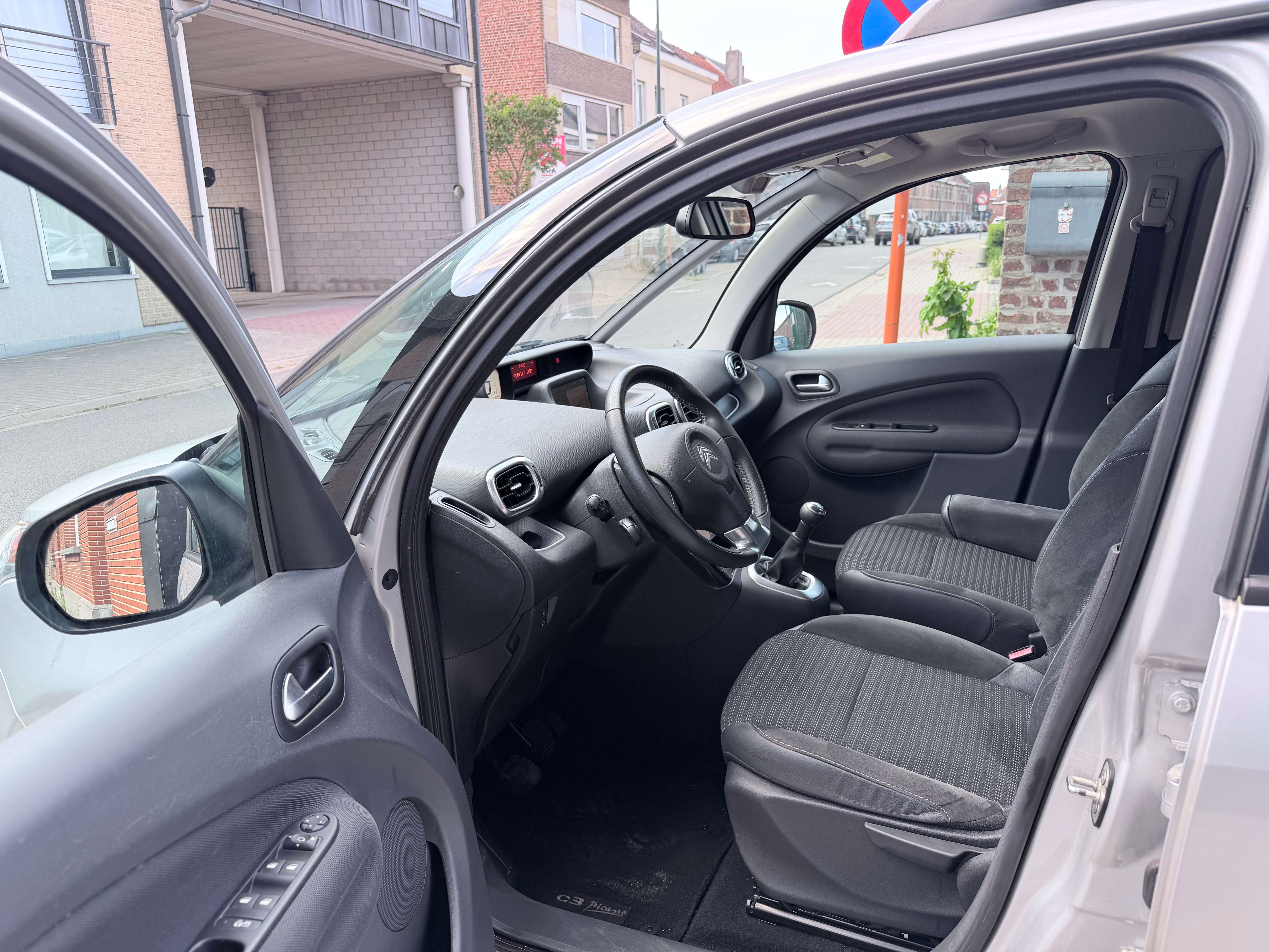 Citroen C3 Picasso 1.2 I EDITION Exclusive | Navi | Cruise Control | Airco | Camera
