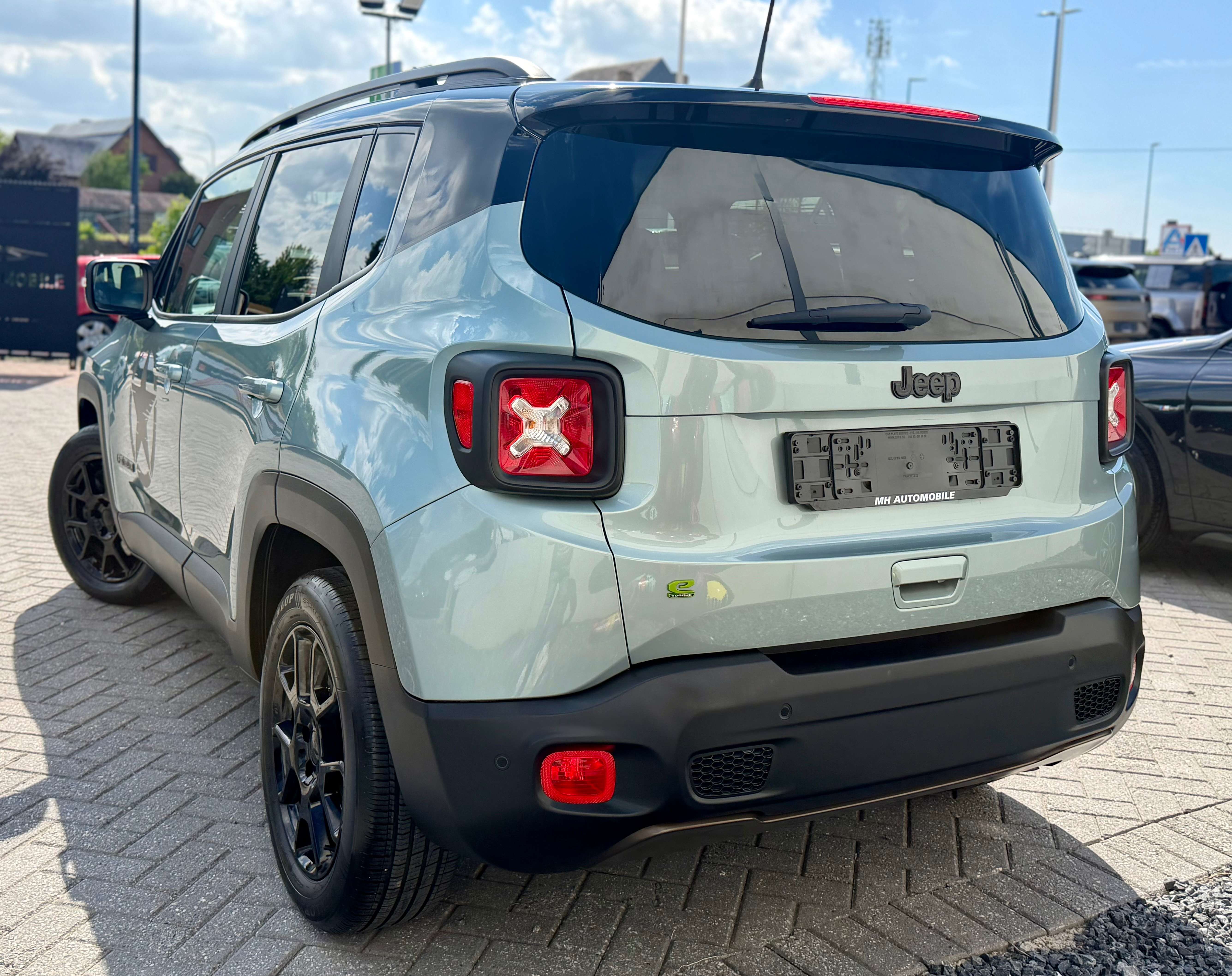 Jeep Renegade 1.5 Longitude FWD e-hybride !!